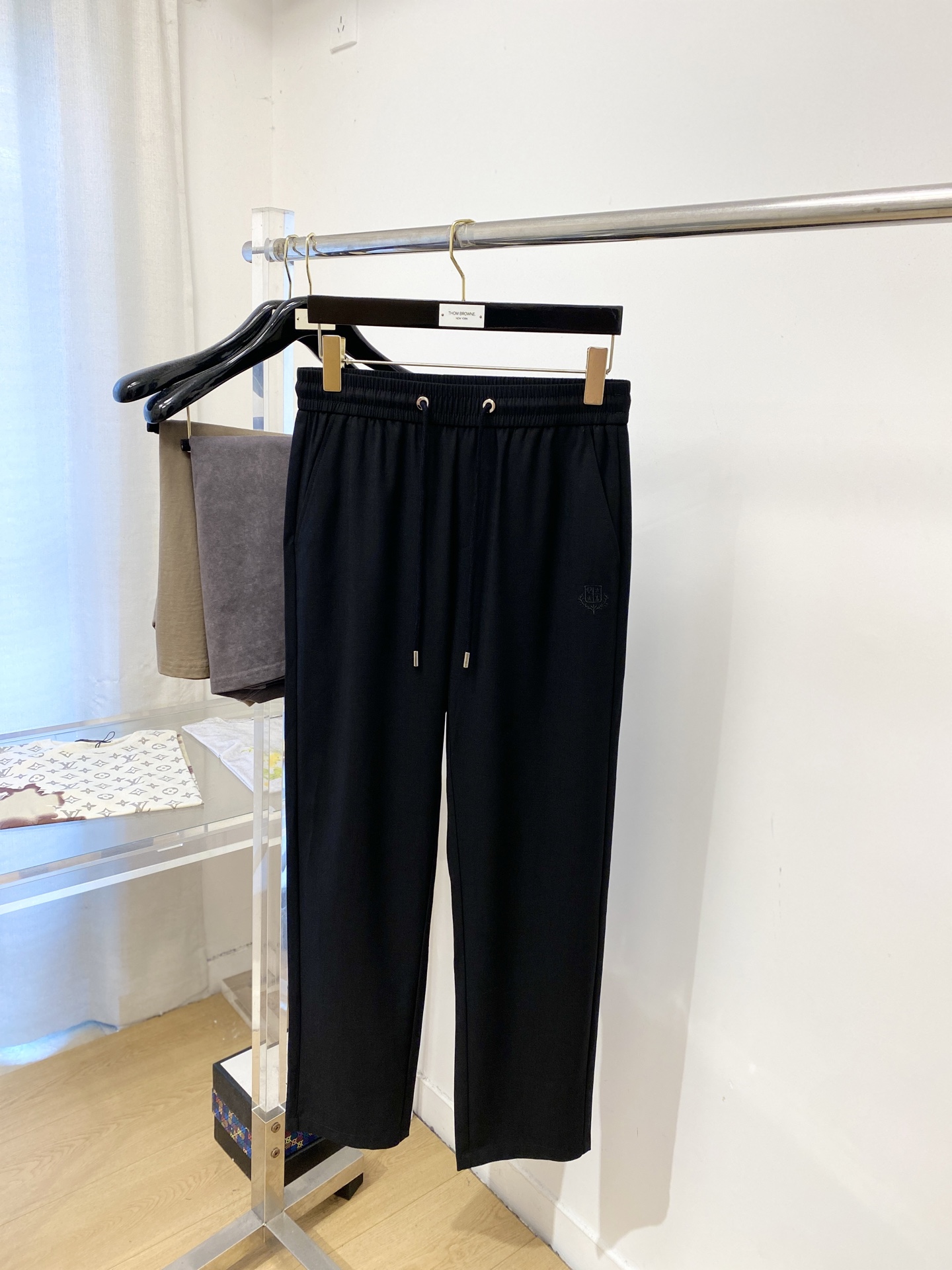Loro Piana、2026爆款休闲裤 高弹显瘦必爆简约百搭爆款，做工精细，每一针都看得到用心，超多明