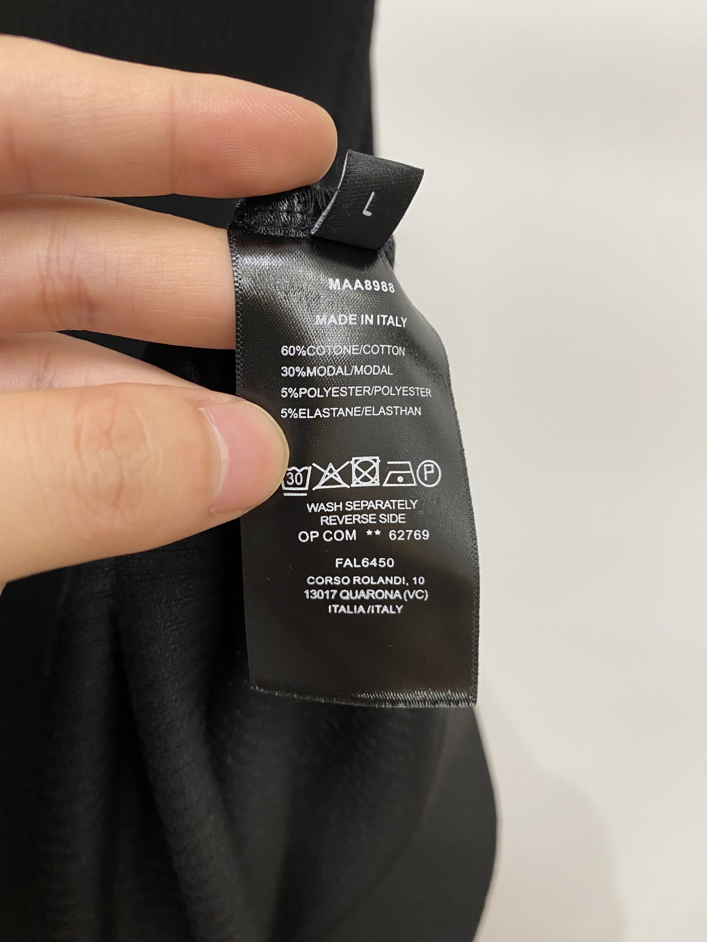 ￼ Brunello Cucinelli、2026新品短袖T恤，帅气时尚，简约百搭款。面料棉 不仅挺括，
