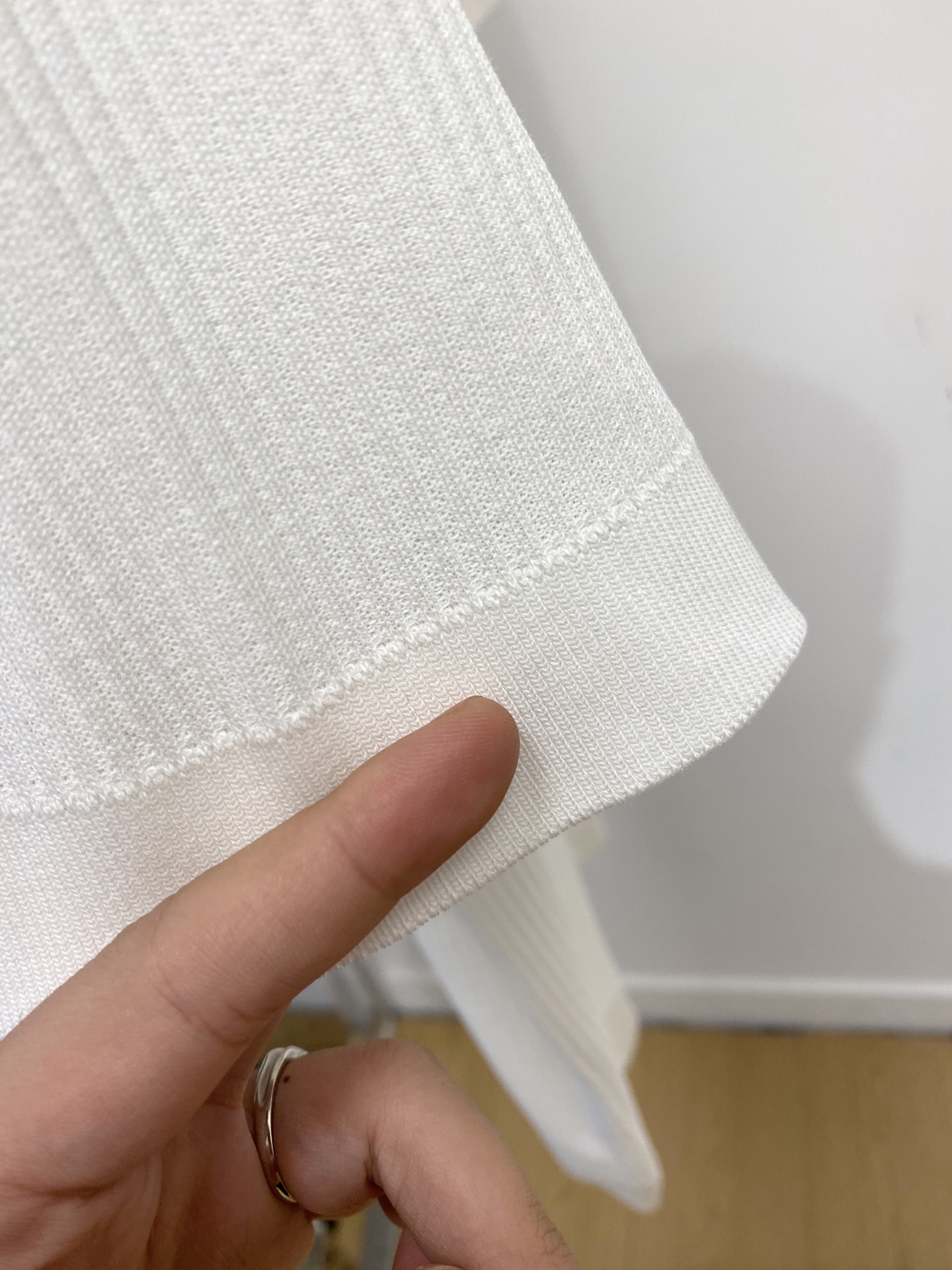 Brunello Cucinelli、2026新品短袖T恤，帅气时尚，简约百搭款。面料棉 不仅挺括，保持