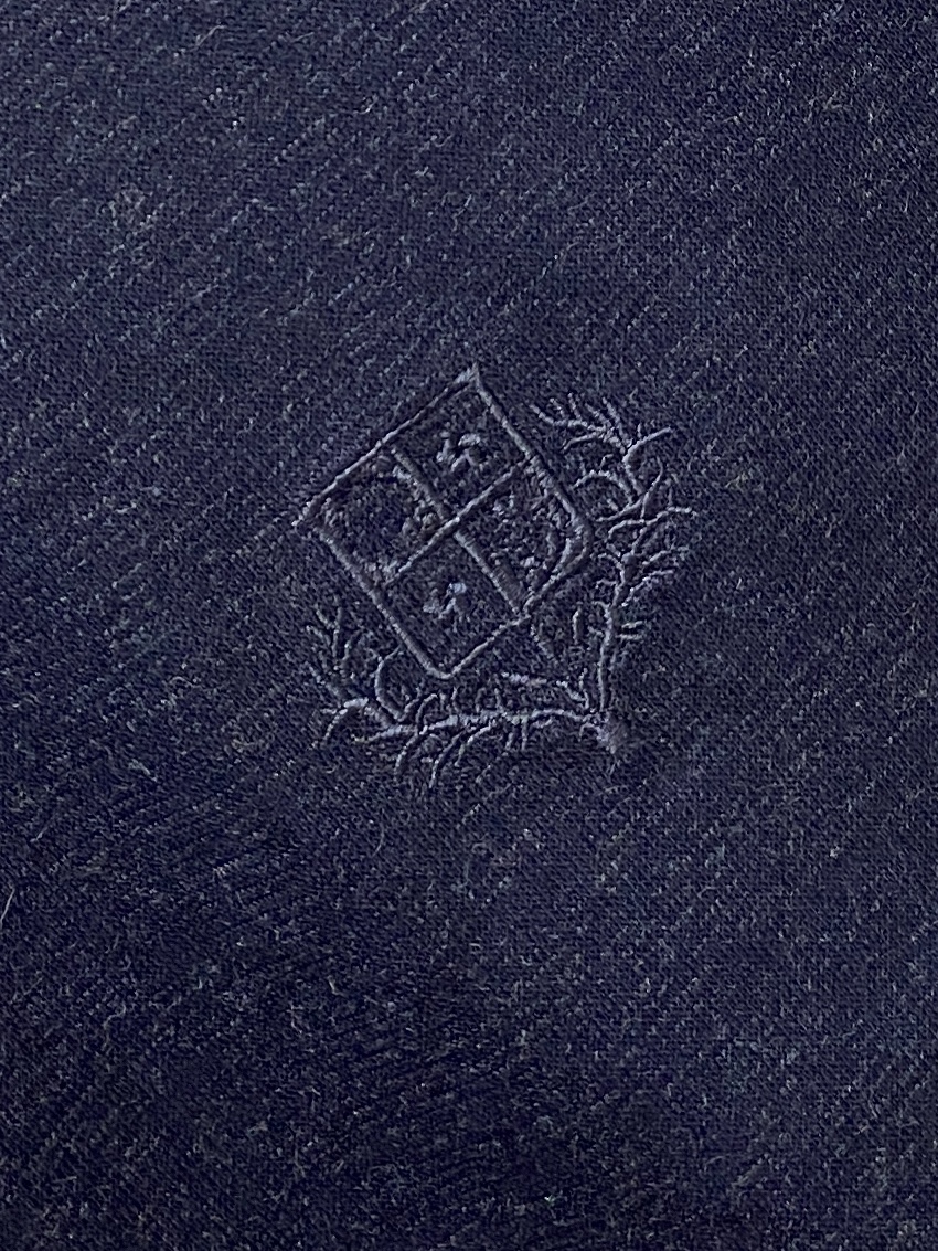 Loro Piana、2026新品短袖T恤，帅气时尚，胸前精致刺绣图案logo，简约百搭款。面料棉 不仅