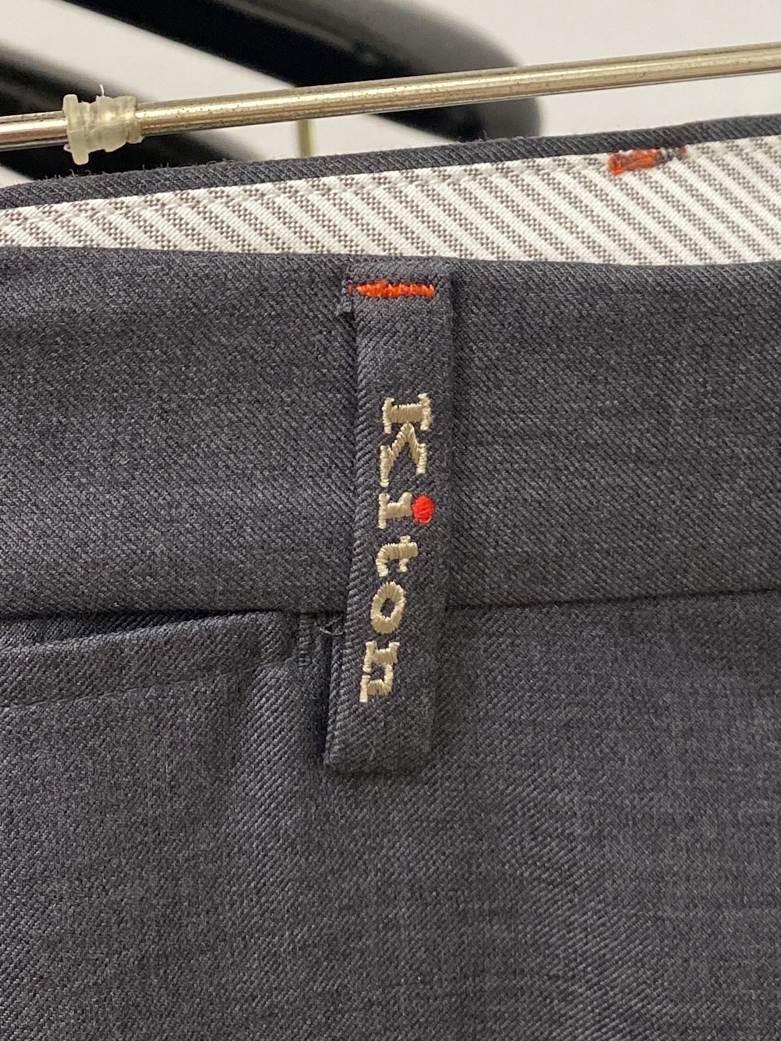 Kiton、2026爆款休闲西裤 高弹显瘦必爆简约百搭爆款，做工精细，每一针都看得到用心，超多明星网红最