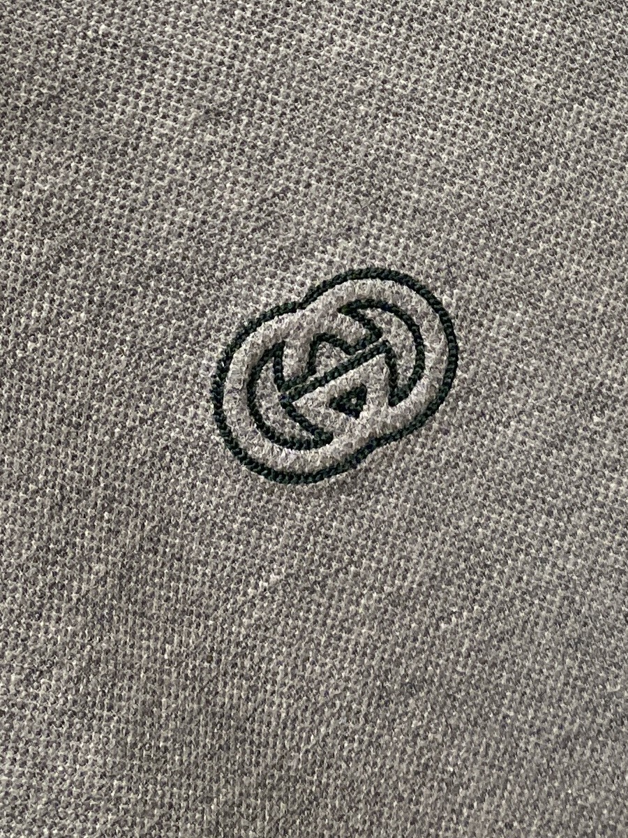 古奇、2026新品短袖T恤，帅气时尚，胸前凹凸刺绣字母logo，简约百搭款。面料棉 不仅挺括，保持潮流的