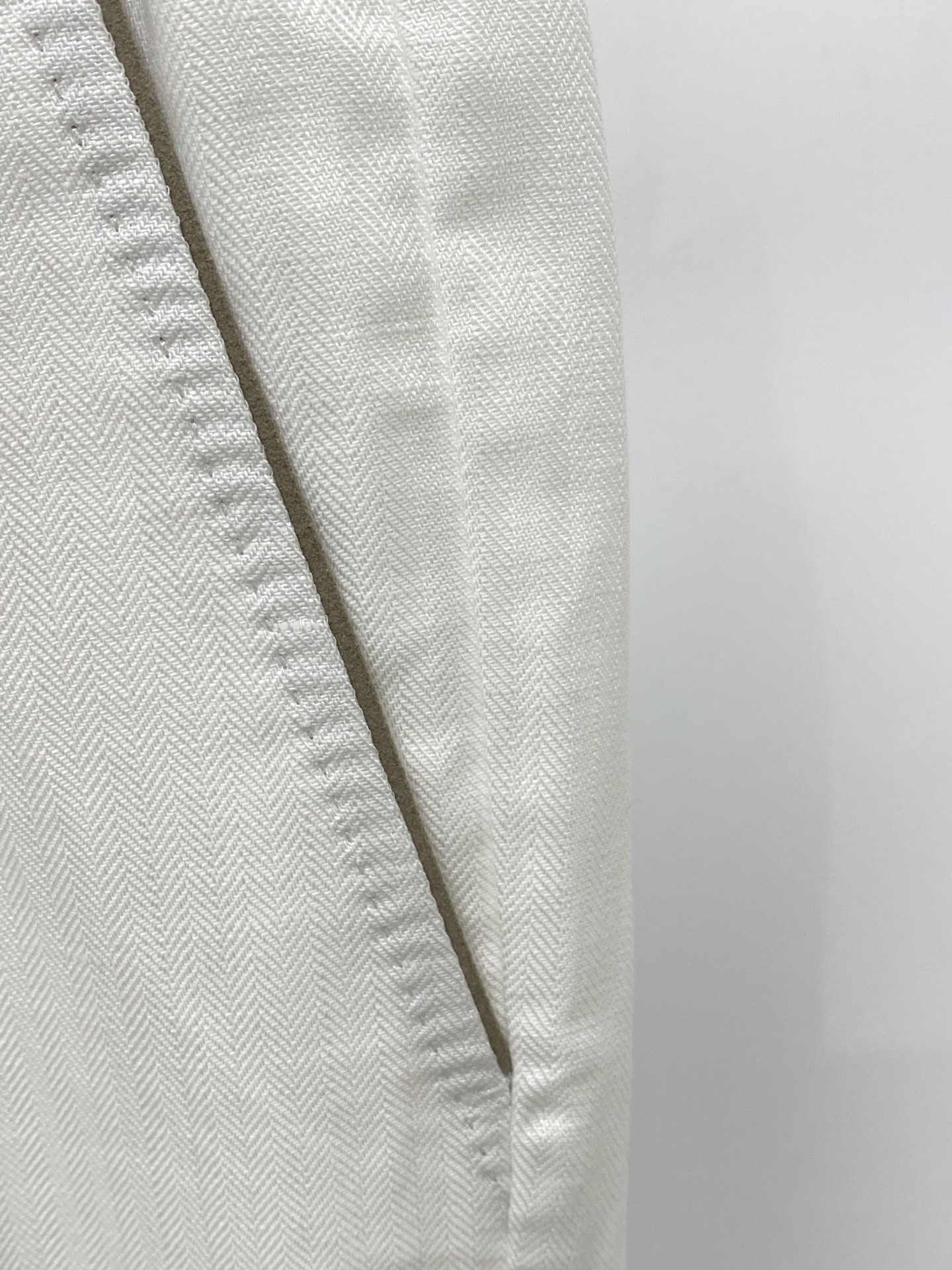 Loro Piana、2026爆款休闲裤 高弹显瘦必爆简约百搭爆款，做工精细，每一针都看得到用心，超多明