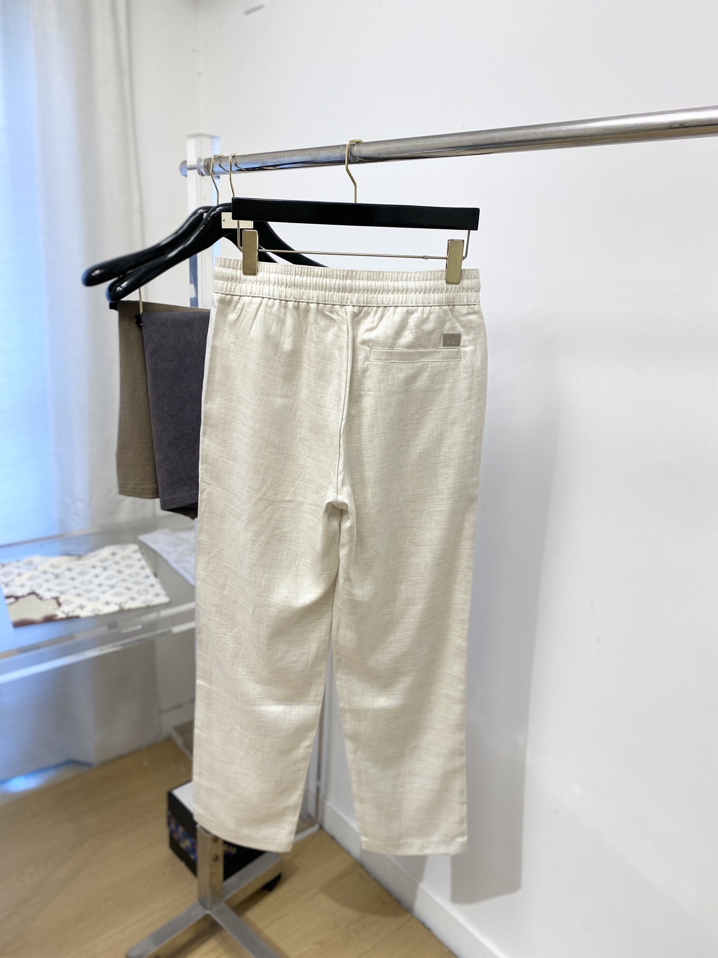 Loro Piana、2026爆款休闲裤 高弹显瘦必爆简约百搭爆款，做工精细，每一针都看得到用心，超多明