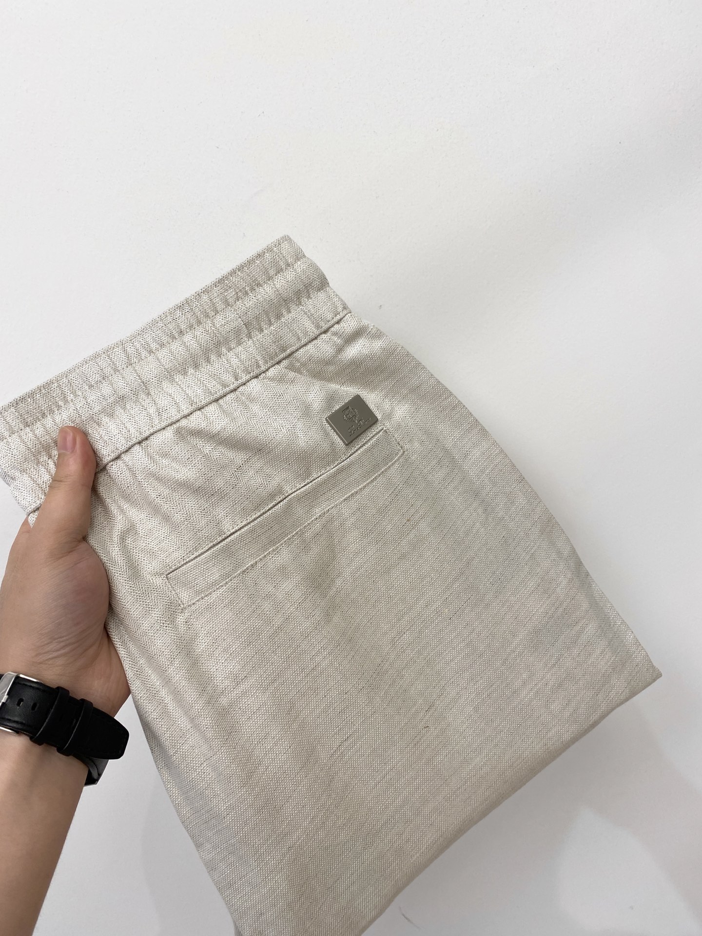 Loro Piana、2026爆款休闲裤 高弹显瘦必爆简约百搭爆款，做工精细，每一针都看得到用心，超多明