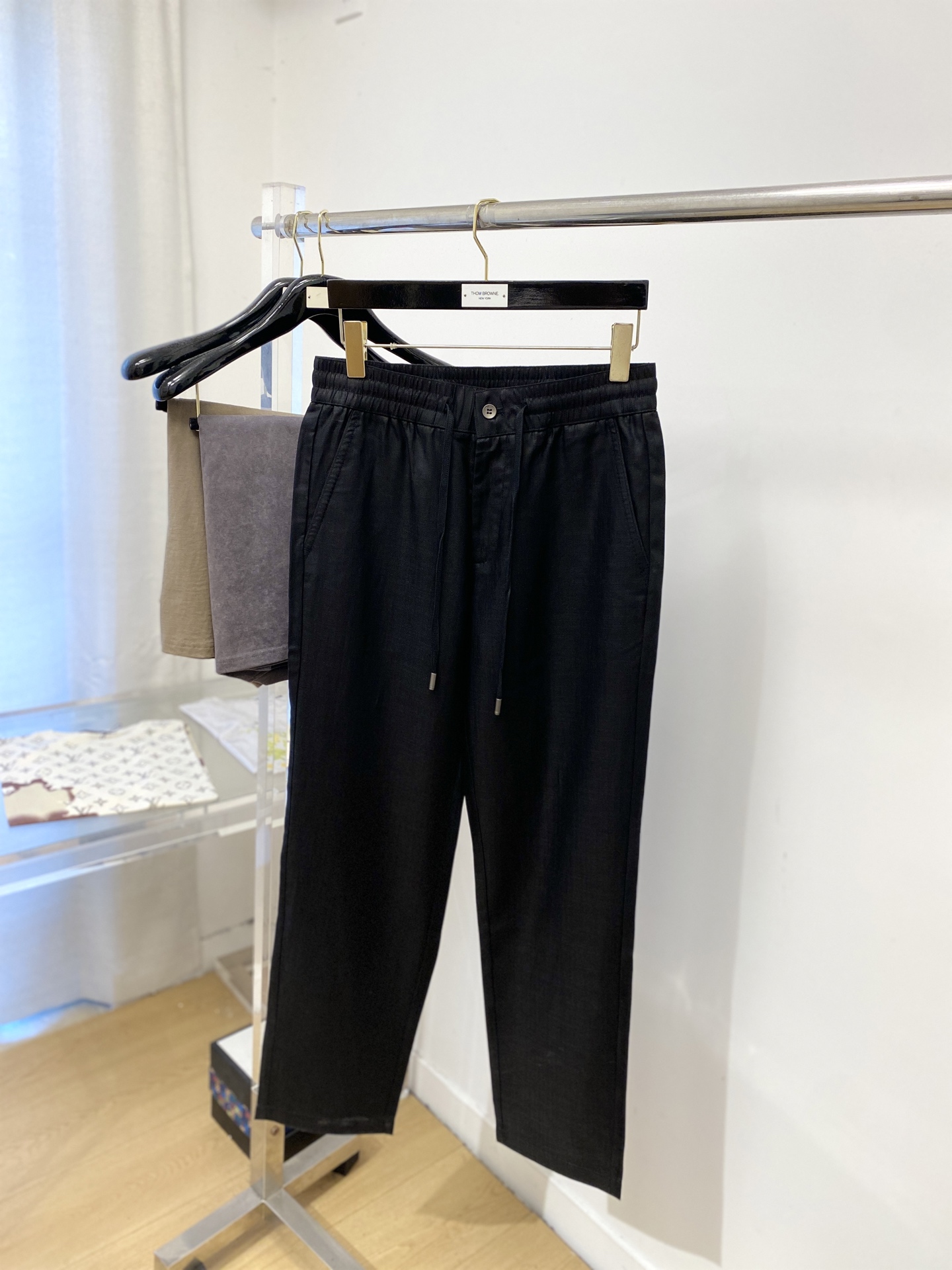 Loro Piana、2026爆款休闲裤 高弹显瘦必爆简约百搭爆款，做工精细，每一针都看得到用心，超多明