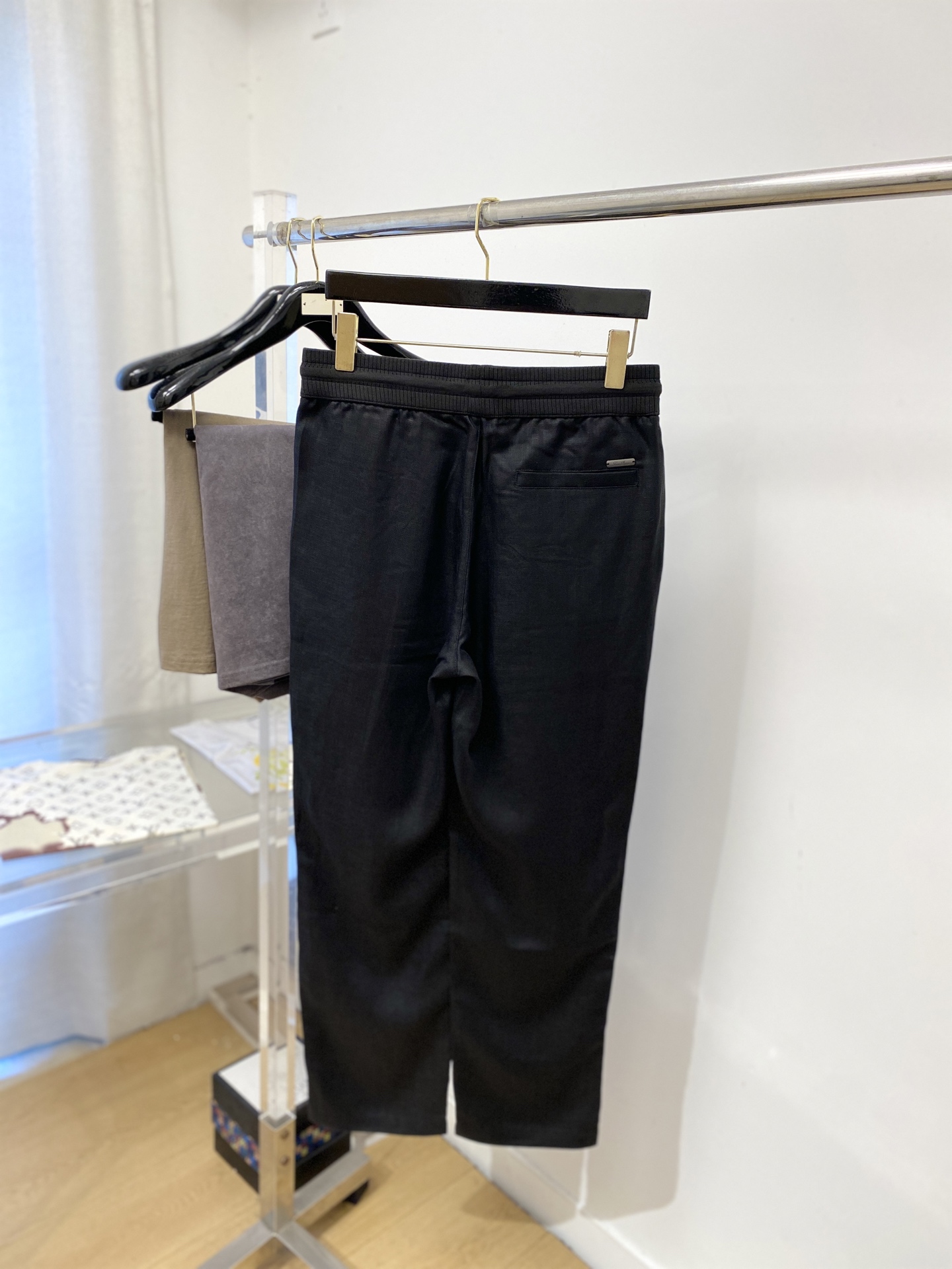Loro Piana、2026爆款休闲裤 高弹显瘦必爆简约百搭爆款，做工精细，每一针都看得到用心，超多明