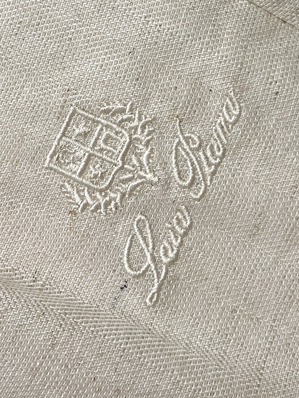 Loro Piana、2026爆款休闲裤 高弹显瘦必爆简约百搭爆款，做工精细，每一针都看得到用心，超多明