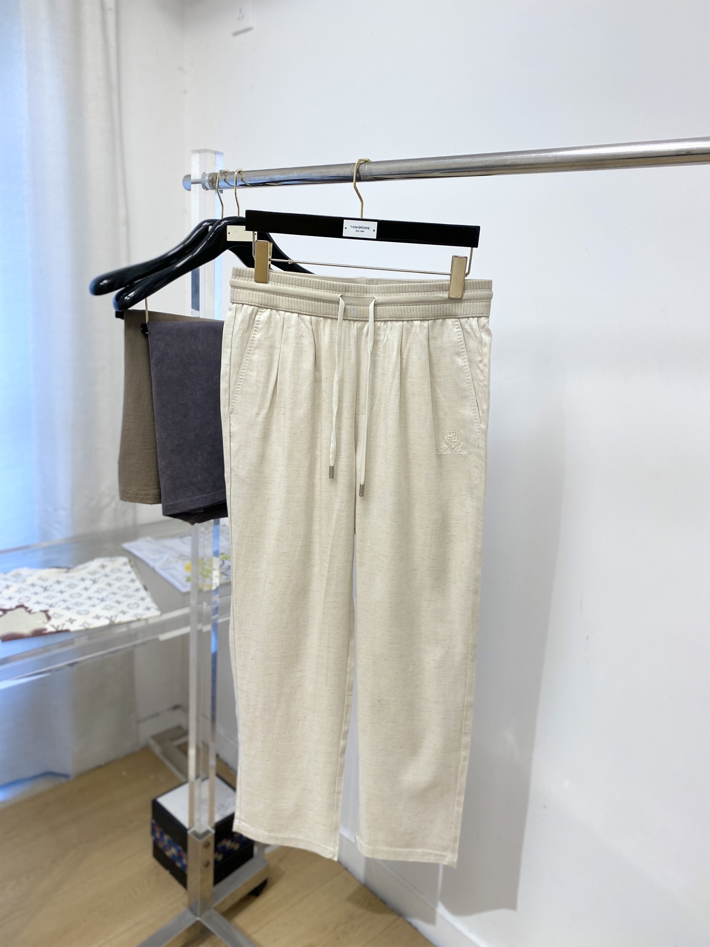 Loro Piana、2026爆款休闲裤 高弹显瘦必爆简约百搭爆款，做工精细，每一针都看得到用心，超多明