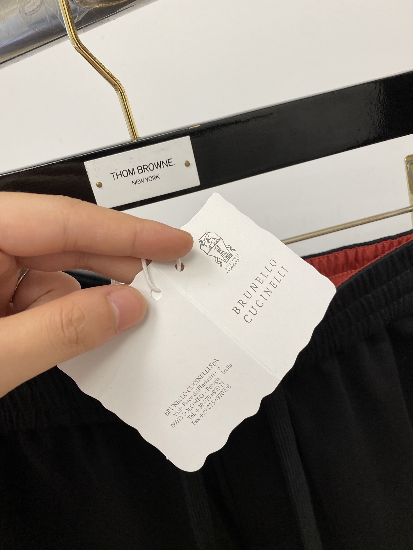 Brunello Cucinelli、2026爆款休闲短裤 高弹显瘦必爆简约百搭爆款，做工精细，每一针都