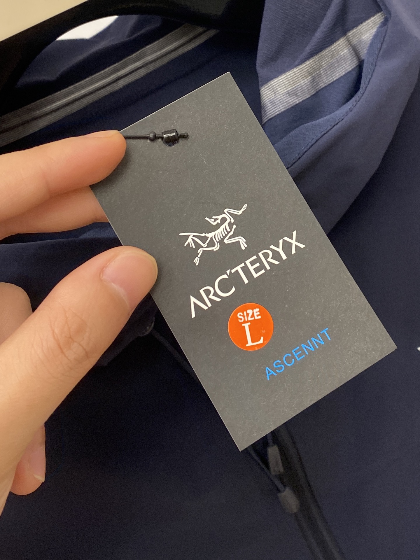 始祖鸟、2026新品防晒衣外套，帅气时尚，胸前顶级印胶图案logo，简约百搭款。面料棉 不仅挺括，保持潮