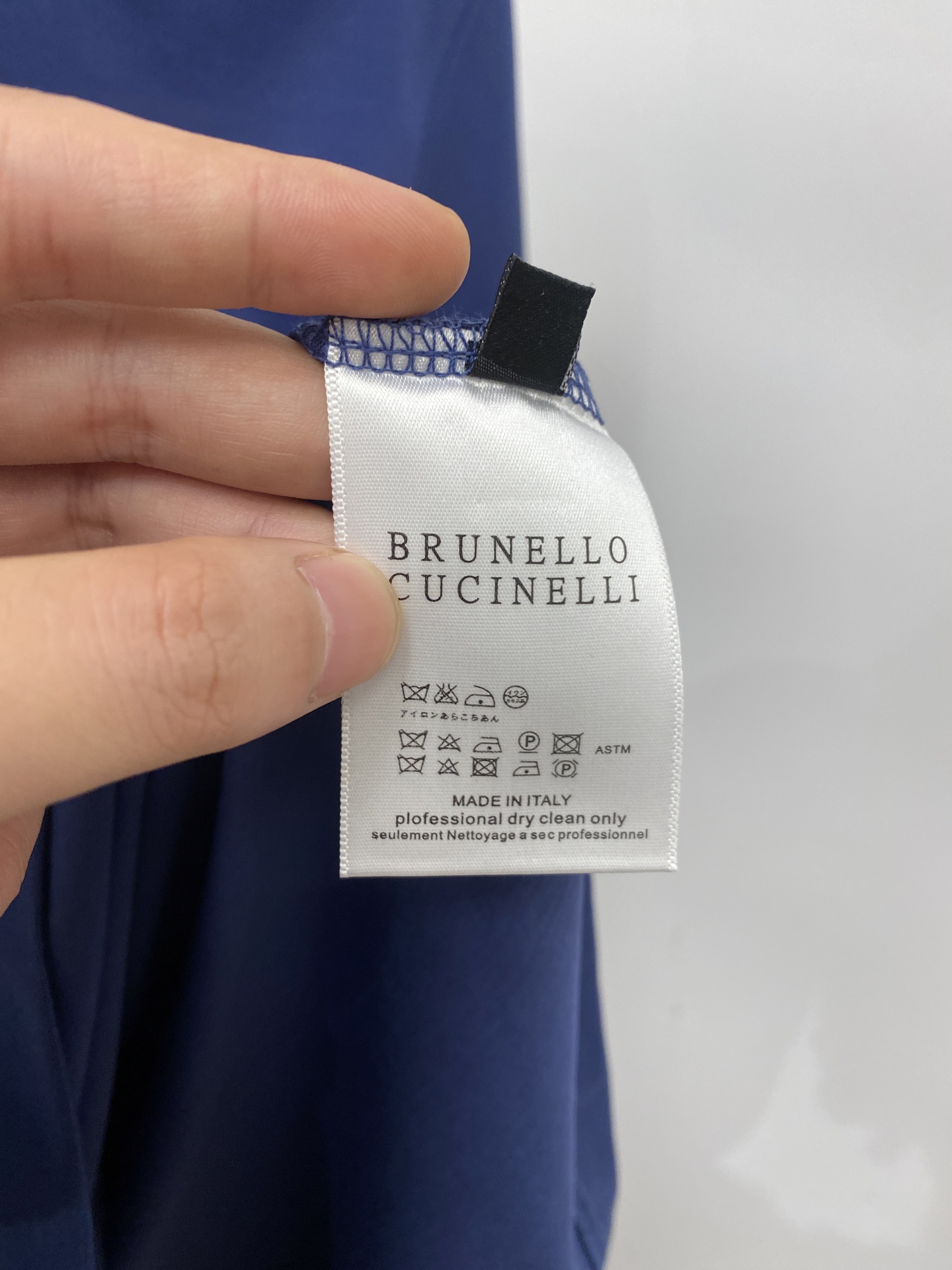 ￼ Brunello Cucinelli、2026新品短袖T恤，帅气时尚，胸前顶级印胶图案logo，简约