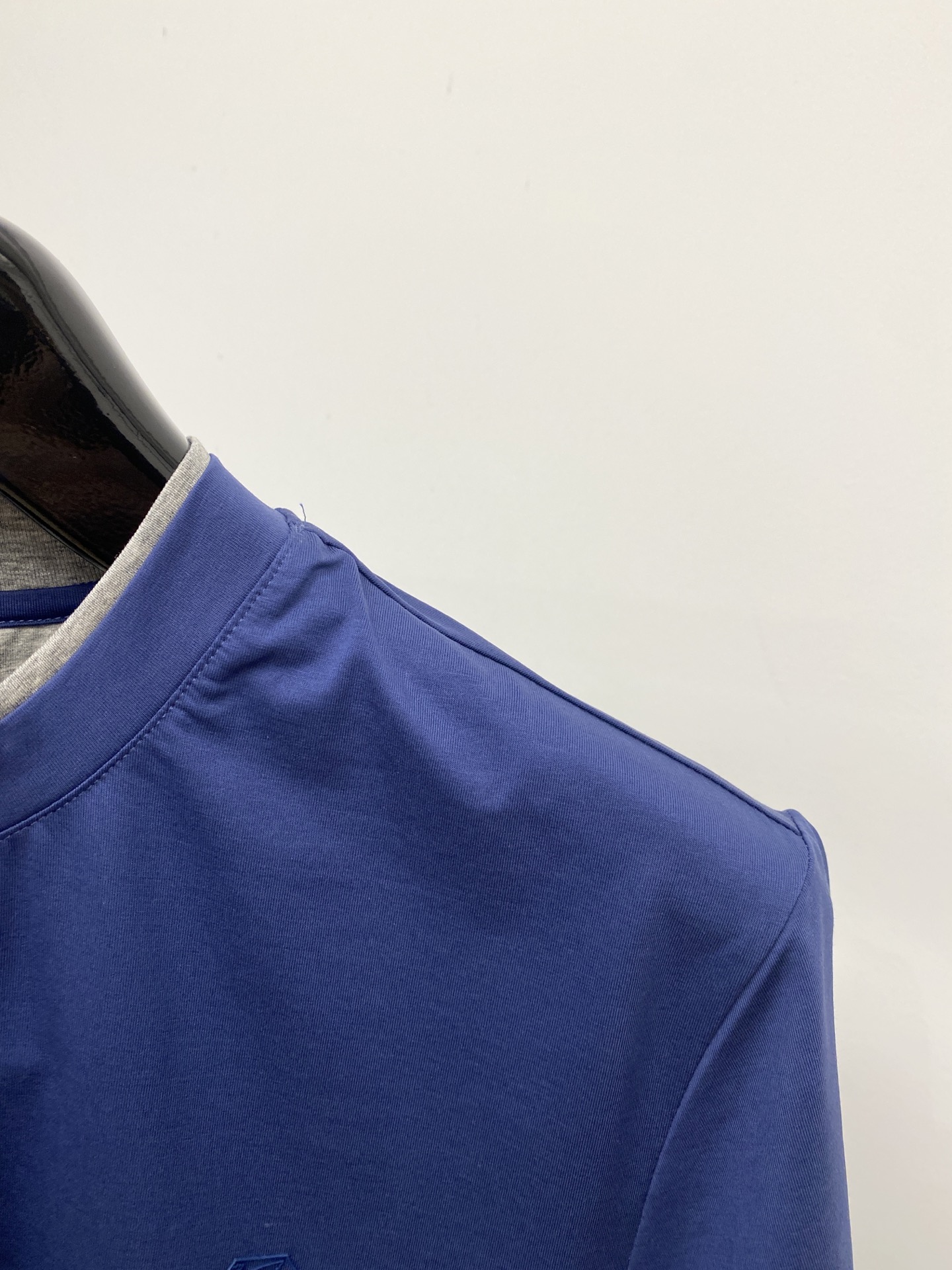 ￼ Brunello Cucinelli、2026新品短袖T恤，帅气时尚，胸前顶级印胶图案logo，简约