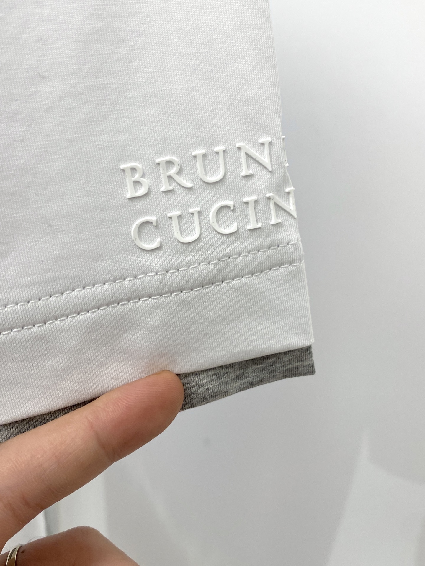 Brunello Cucinelli、2026新品短袖T恤，帅气时尚，胸前顶级印胶图案logo，简约百搭