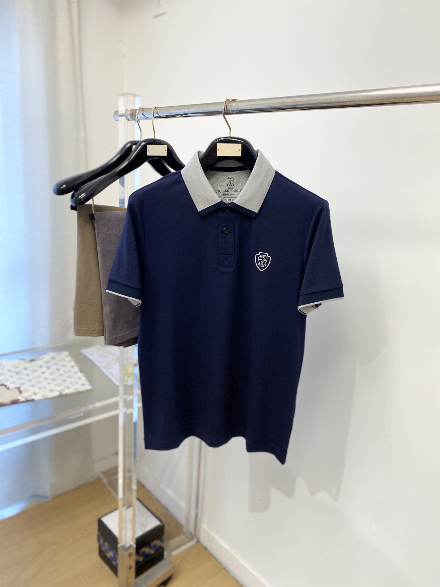￼ Brunello Cucinelli、2026新品短袖T恤，帅气时尚，胸前精致刺绣图案logo，简约