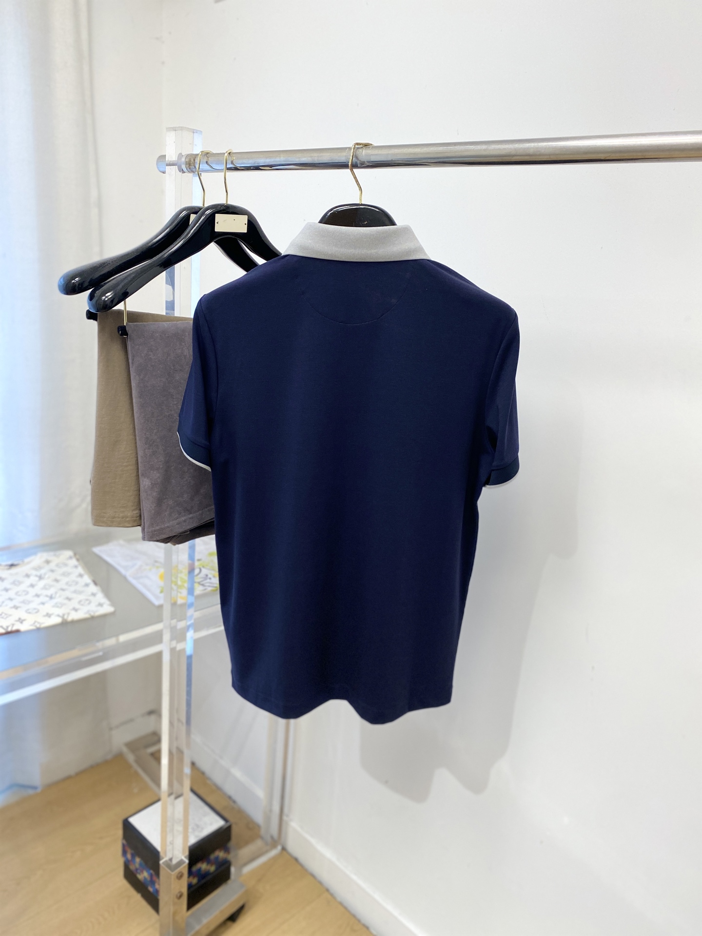 ￼ Brunello Cucinelli、2026新品短袖T恤，帅气时尚，胸前精致刺绣图案logo，简约