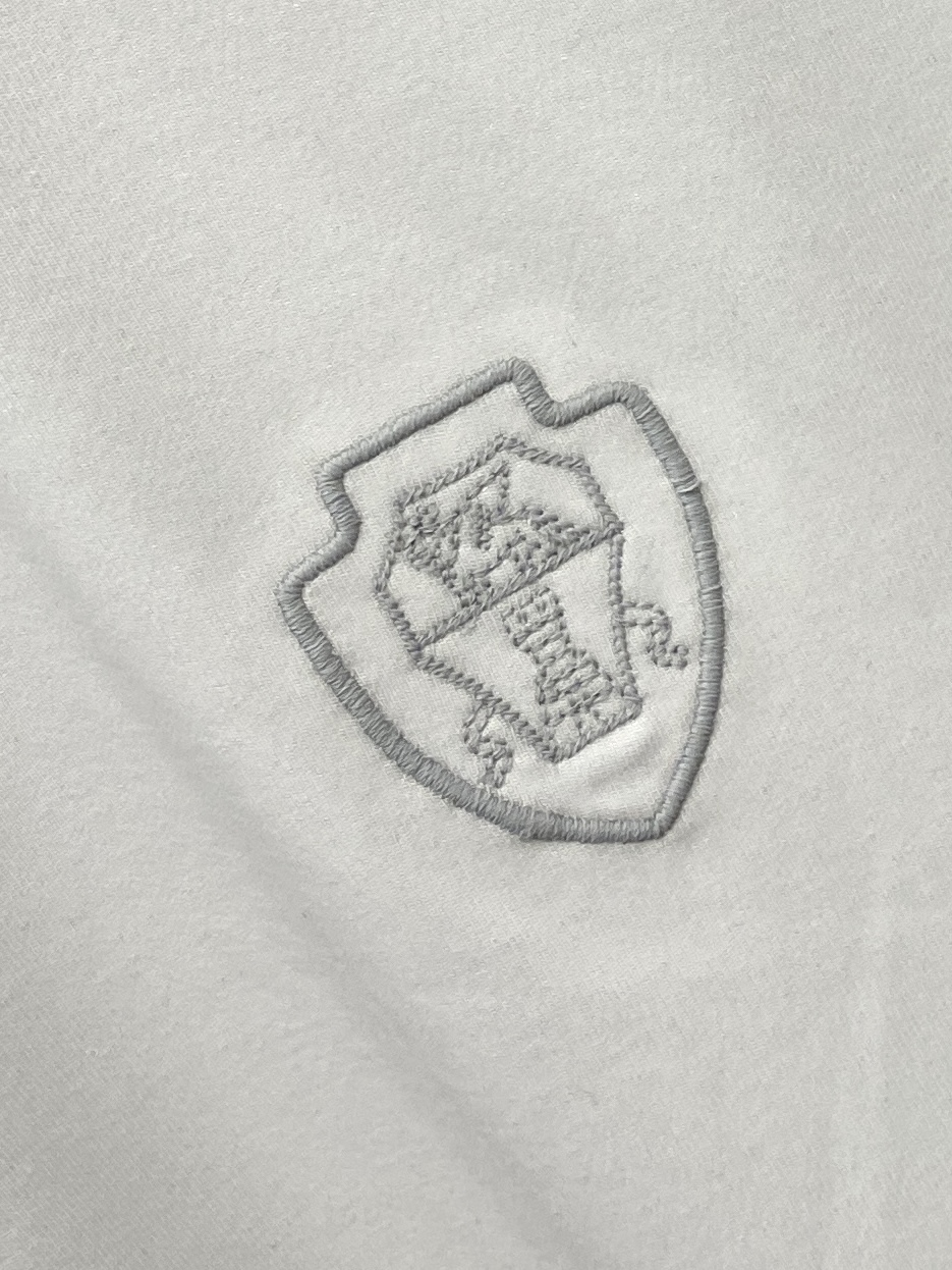 Brunello Cucinelli、2026新品短袖T恤，帅气时尚，胸前精致刺绣图案logo，简约百搭