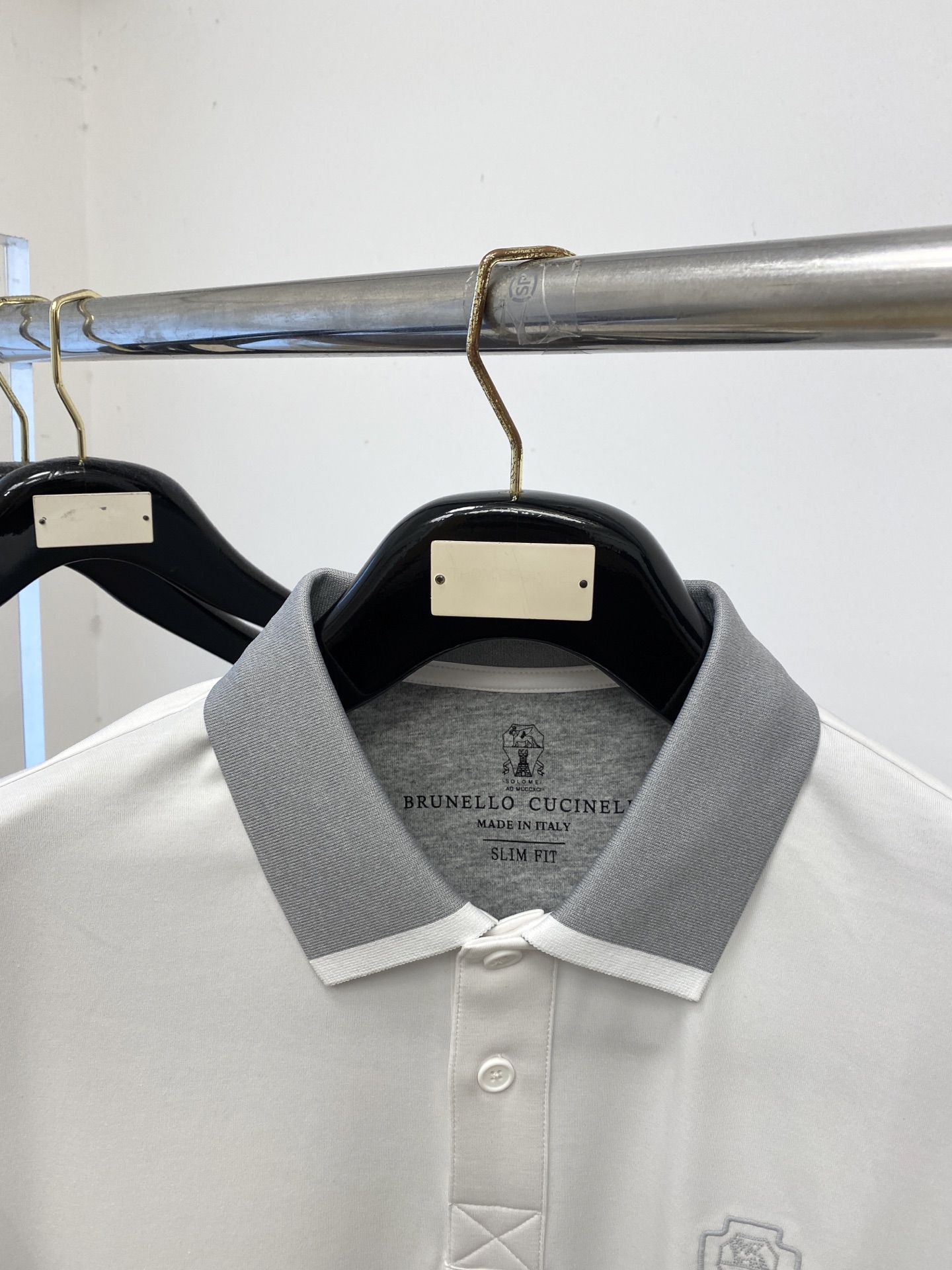 Brunello Cucinelli、2026新品短袖T恤，帅气时尚，胸前精致刺绣图案logo，简约百搭