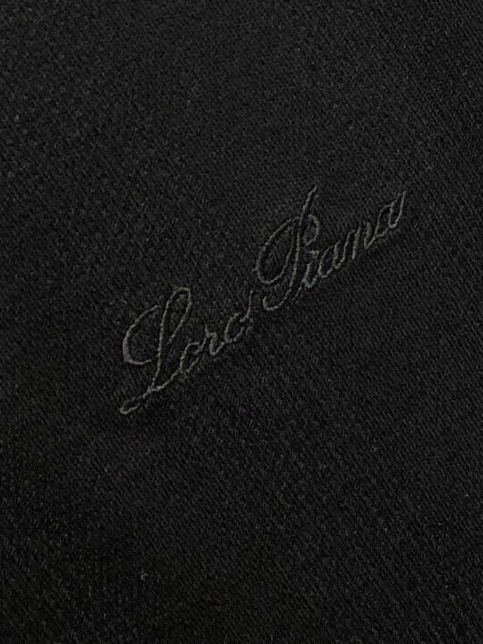 Loro Piana、2026新品短袖T恤，帅气时尚，胸前精致刺绣字母logo，简约百搭款。面料棉 不仅
