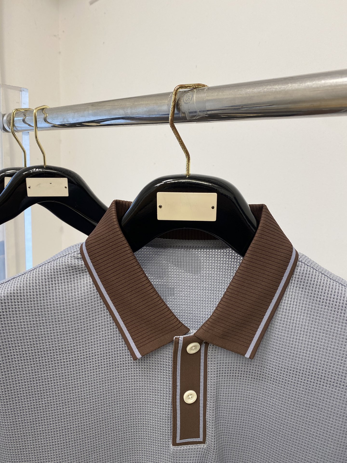 Loro Piana、2026新品短袖T恤，帅气时尚，简约百搭款。面料棉 不仅挺括，保持潮流的廓形，又穿