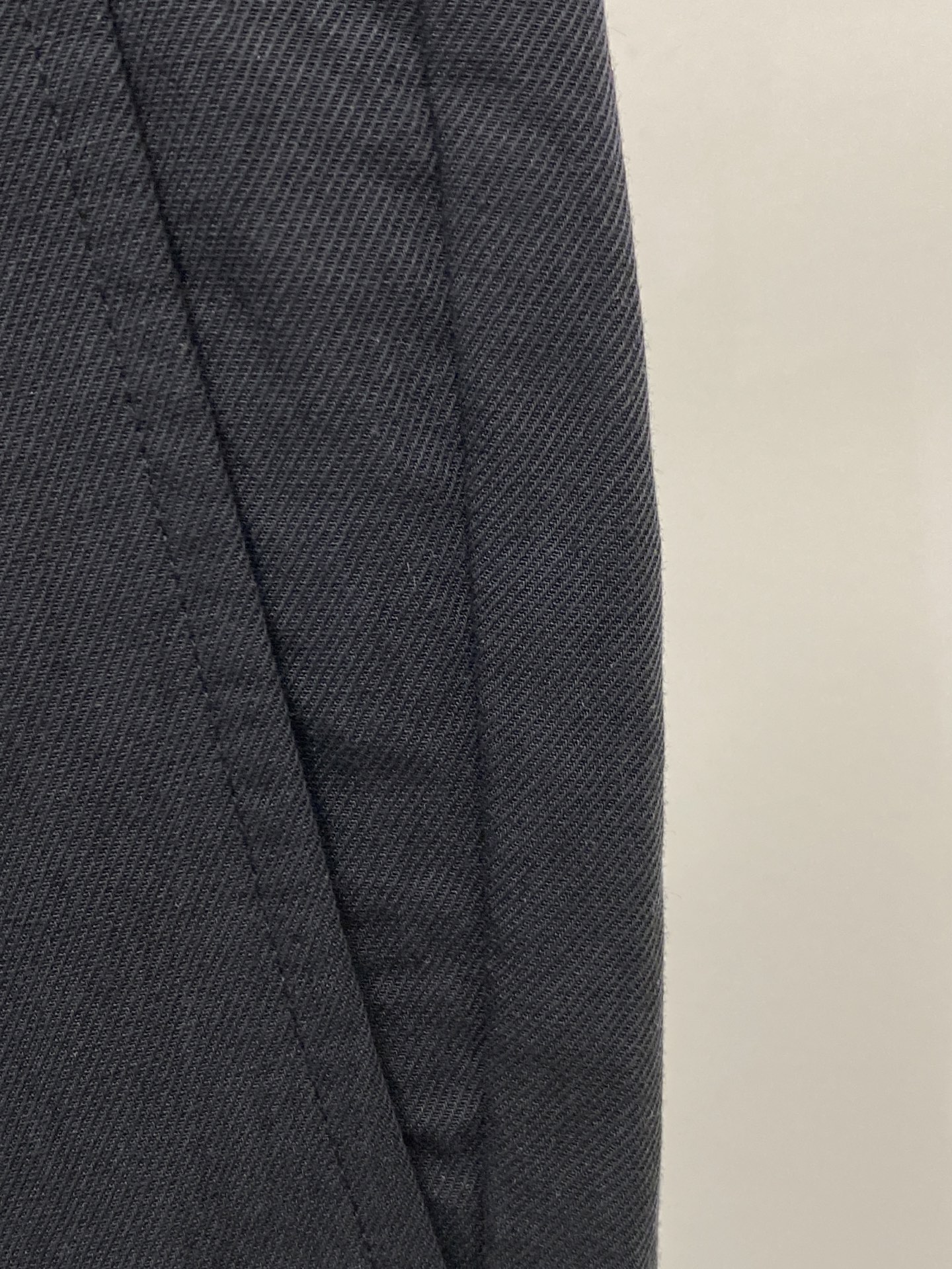Loro Piana、2026爆款休闲帆布裤 高弹显瘦必爆简约百搭爆款，做工精细，每一针都看得到用心，超