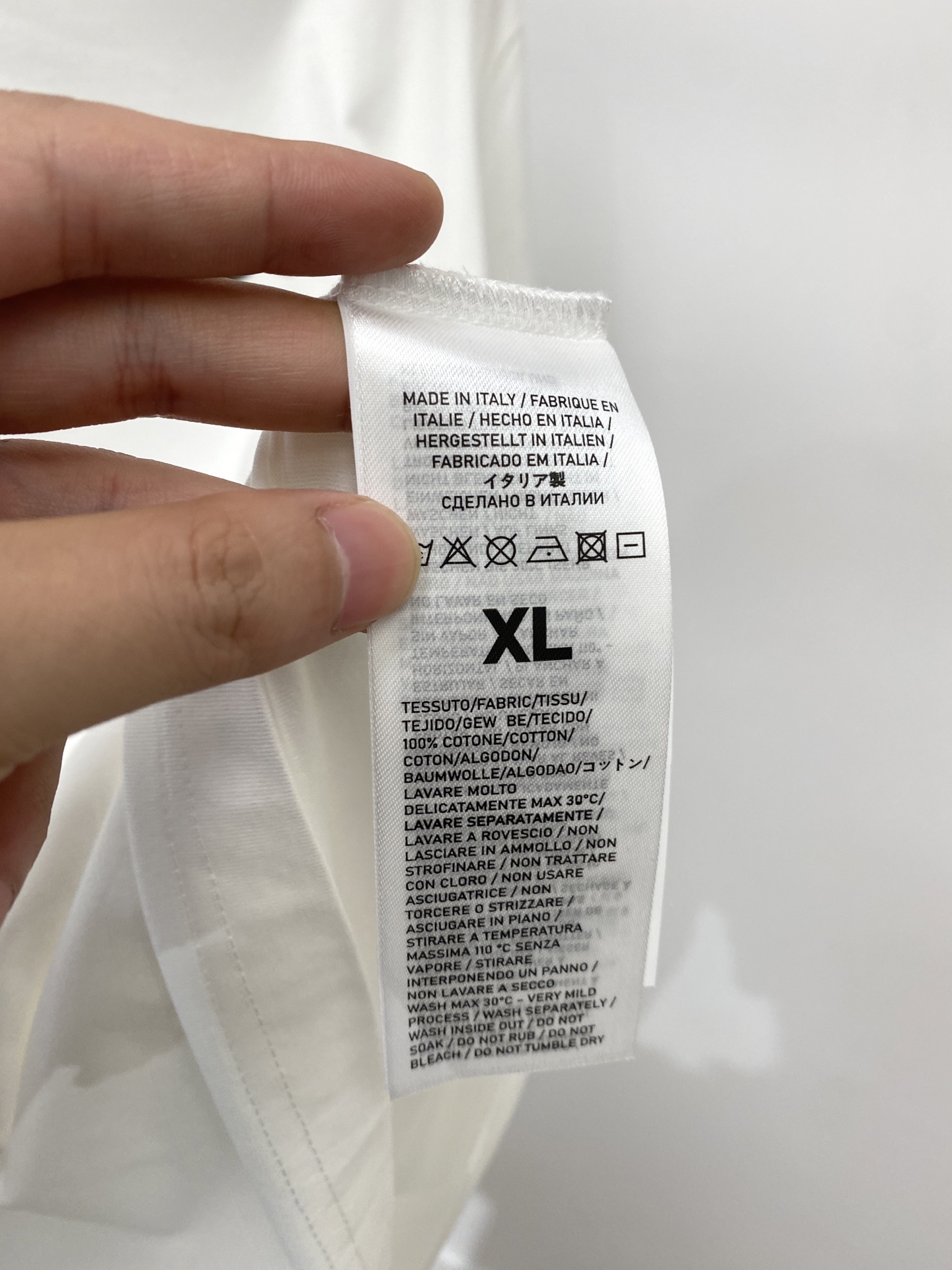 Acne 时尚潮牌、2026新品短袖T恤，帅气时尚，胸前顶级印花字母logo，简约百搭款。面料棉 不仅挺