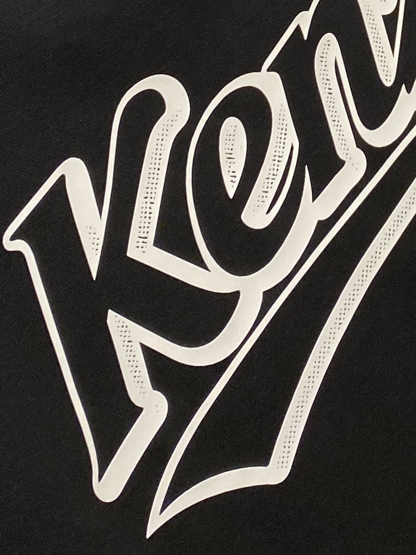 KENZO、2026新品短袖T恤，帅气时尚，胸前顶级印胶字母logo，简约百搭款。面料棉 不仅挺括，保持