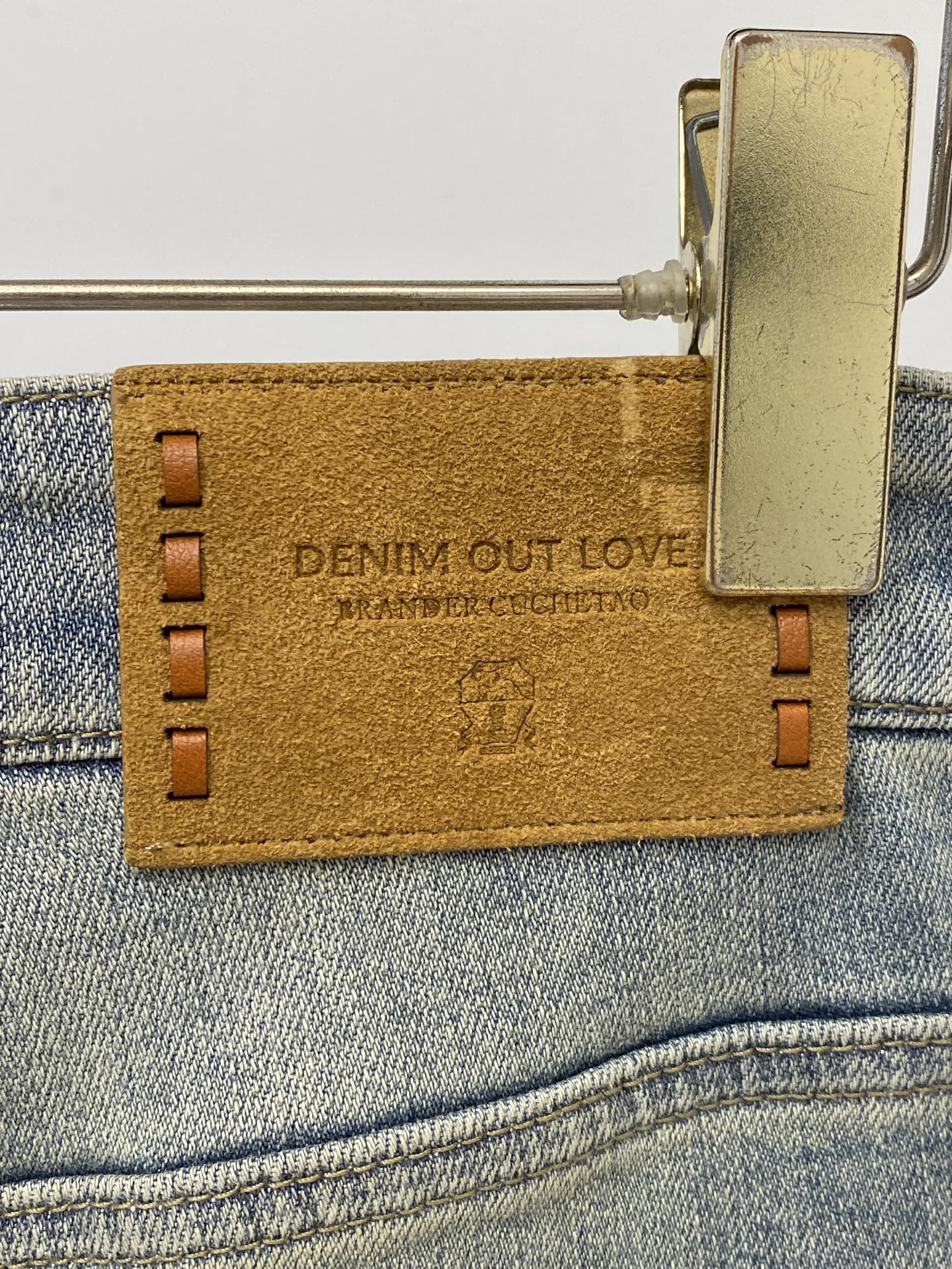 Brunello Cucinelli、2026最新品，专柜同步有售，原单狠货，水洗休闲牛仔裤，进口原版水