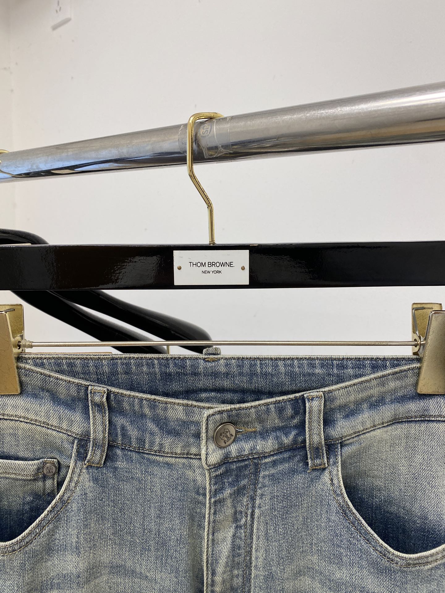 Brunello Cucinelli、2026最新品，专柜同步有售，原单狠货，水洗休闲牛仔裤，进口原版水