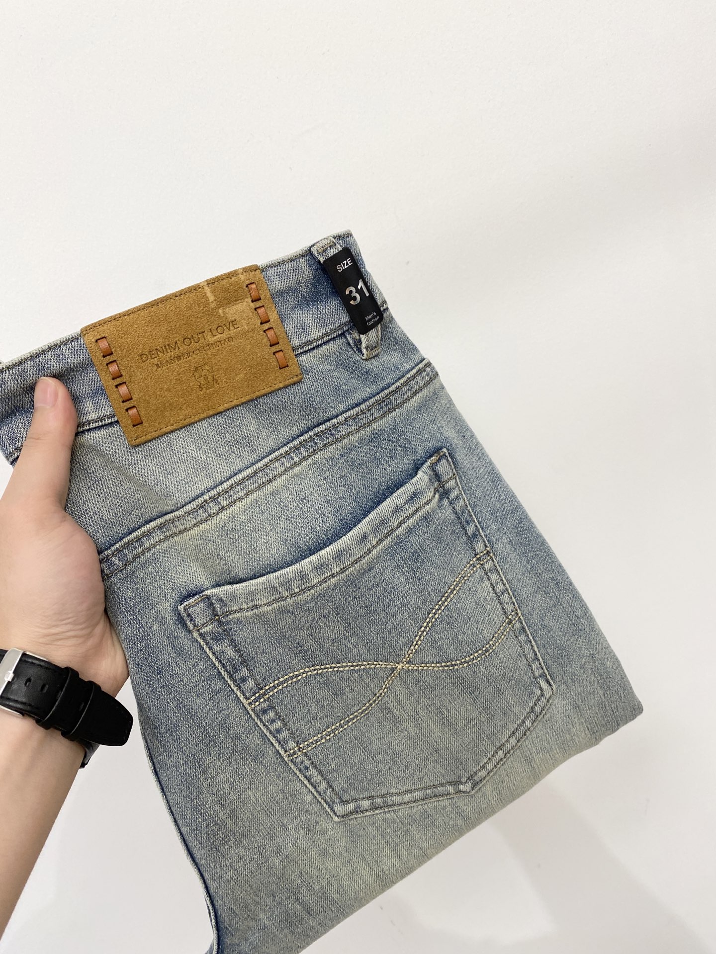Brunello Cucinelli、2026最新品，专柜同步有售，原单狠货，水洗休闲牛仔裤，进口原版水