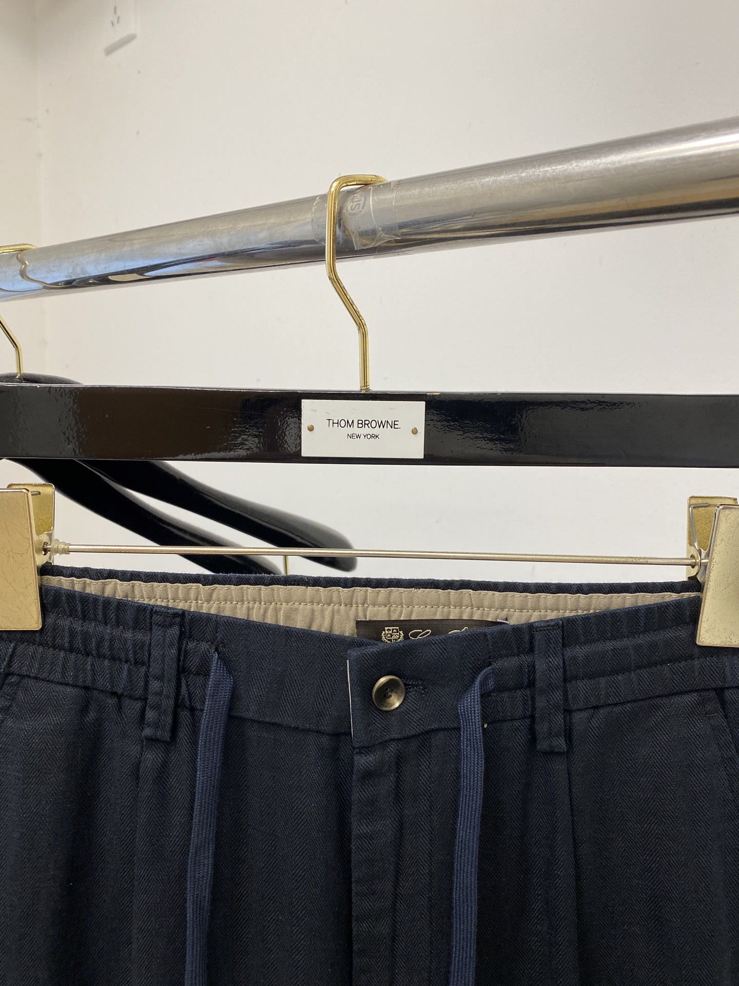 Loro Piana、2026爆款休闲裤 高弹显瘦必爆简约百搭爆款，做工精细，每一针都看得到用心，超多明