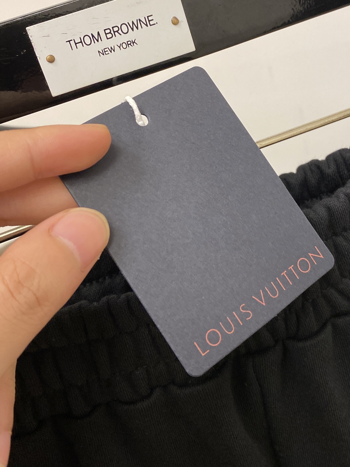 LV、2026爆款休闲短裤 高弹显瘦必爆简约百搭爆款，做工精细，每一针都看得到用心，超多明星网红最爱 拉