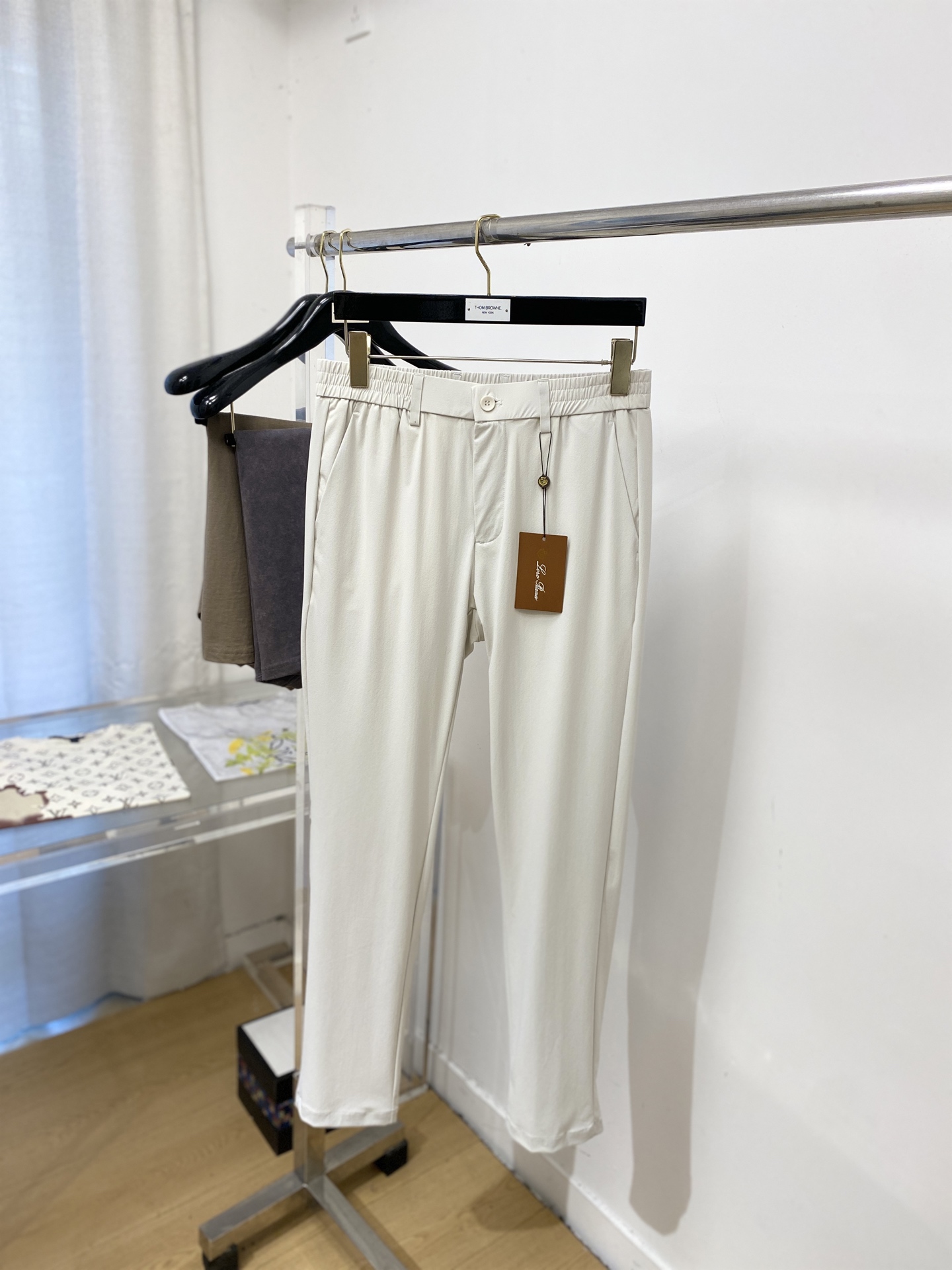 Loro Piana、2026爆款休闲裤 高弹显瘦必爆简约百搭爆款，做工精细，每一针都看得到用心，超多明