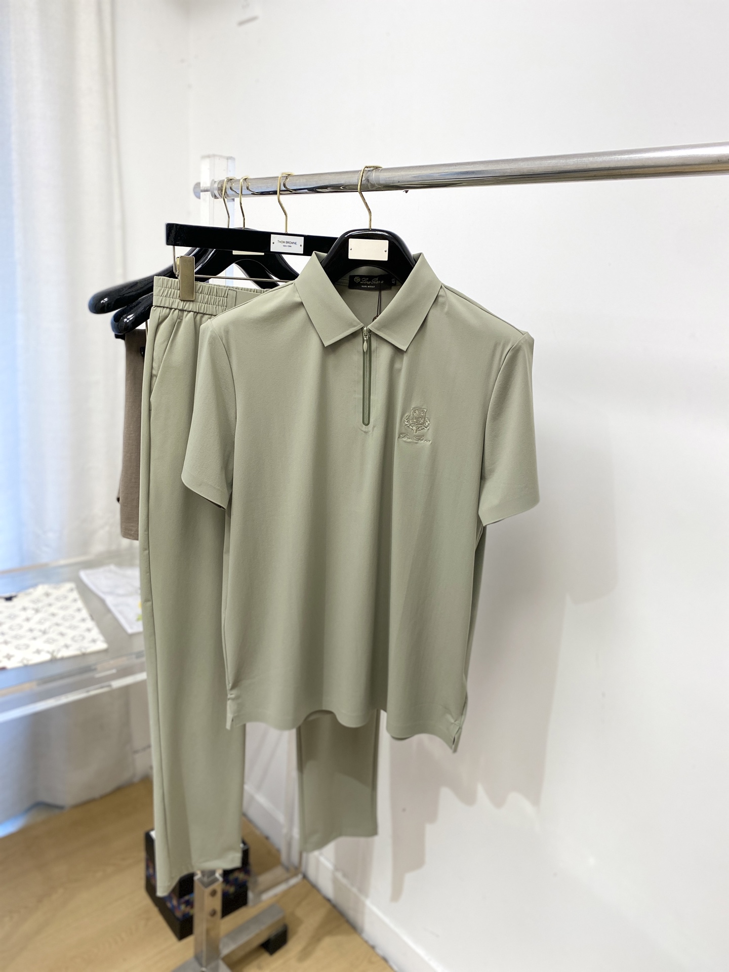 Loro Piana、2026最新品，时尚休闲套装，顶级原版面料打造，穿着舒适，吸湿性透气性都非常良好，