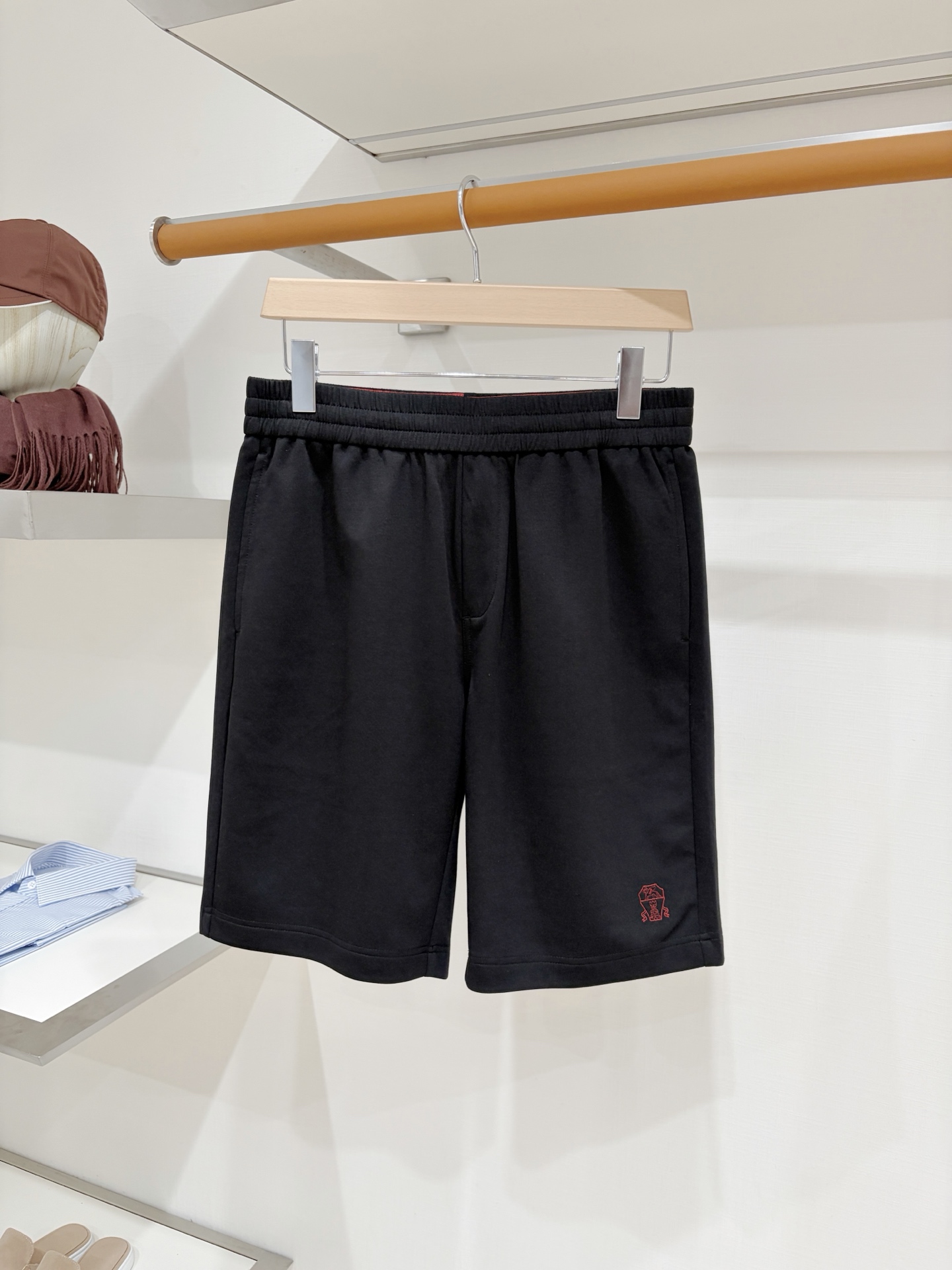 NO:911465,Brunello Cucinelli, 2026 hot style casual shorts, high elasticity, slimming, simple and versatile, hot style, fine workmanship, every stitch can be seen attentive, favorite of many celebrities and Internet celebrities, elongating body proportions!  Micro-elastic comfortable fabric details body size M-3XL, brunello cucinelli, shorts,19860909Brunello Cucinelli、2026爆款休闲短裤 高弹显瘦必爆简约百搭爆款,做工精细,每一针都看得到用心,超多明星网红最爱 拉长身材比例哦！微弹 舒适面料 细节体码数M-3XL,,brunello cucinelli,shorts,,Men's clothing