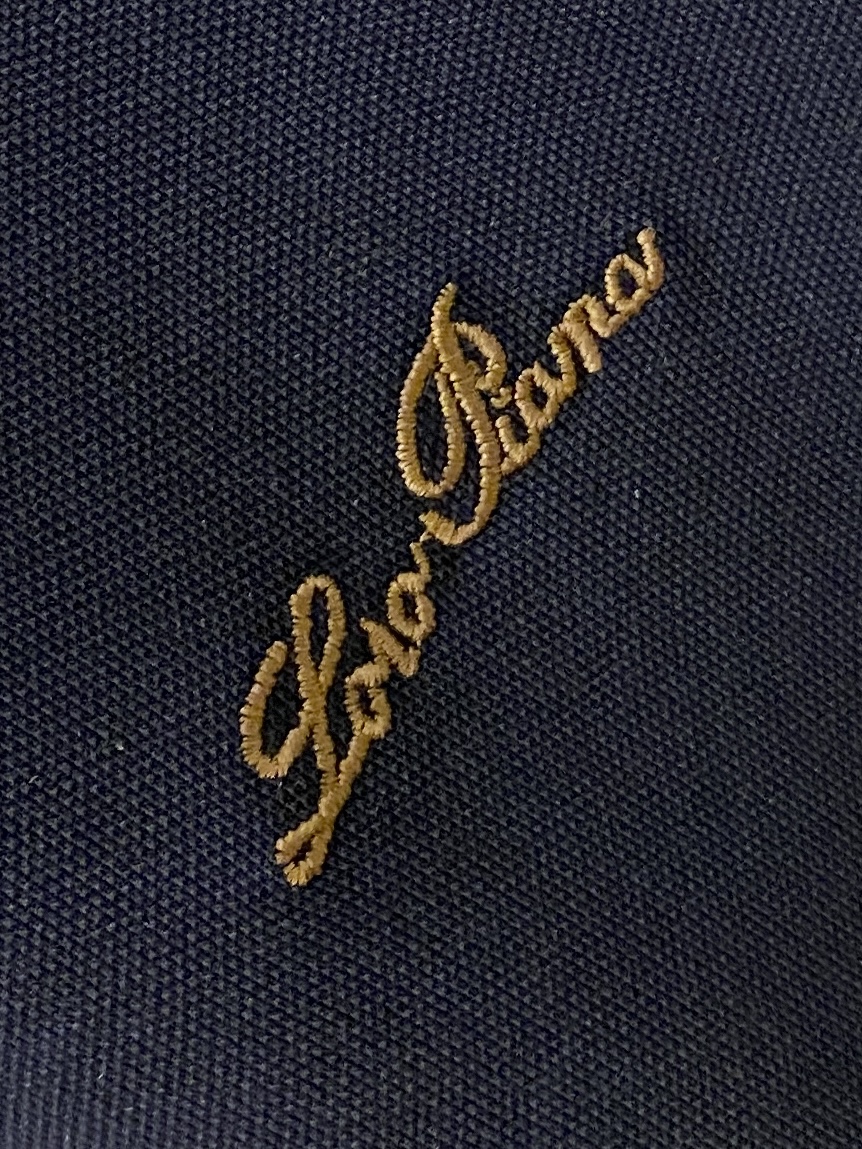 ￼ Loro Piana、2026新品短袖T恤，帅气时尚，胸前精致刺绣字母logo，简约百搭款。面料棉 