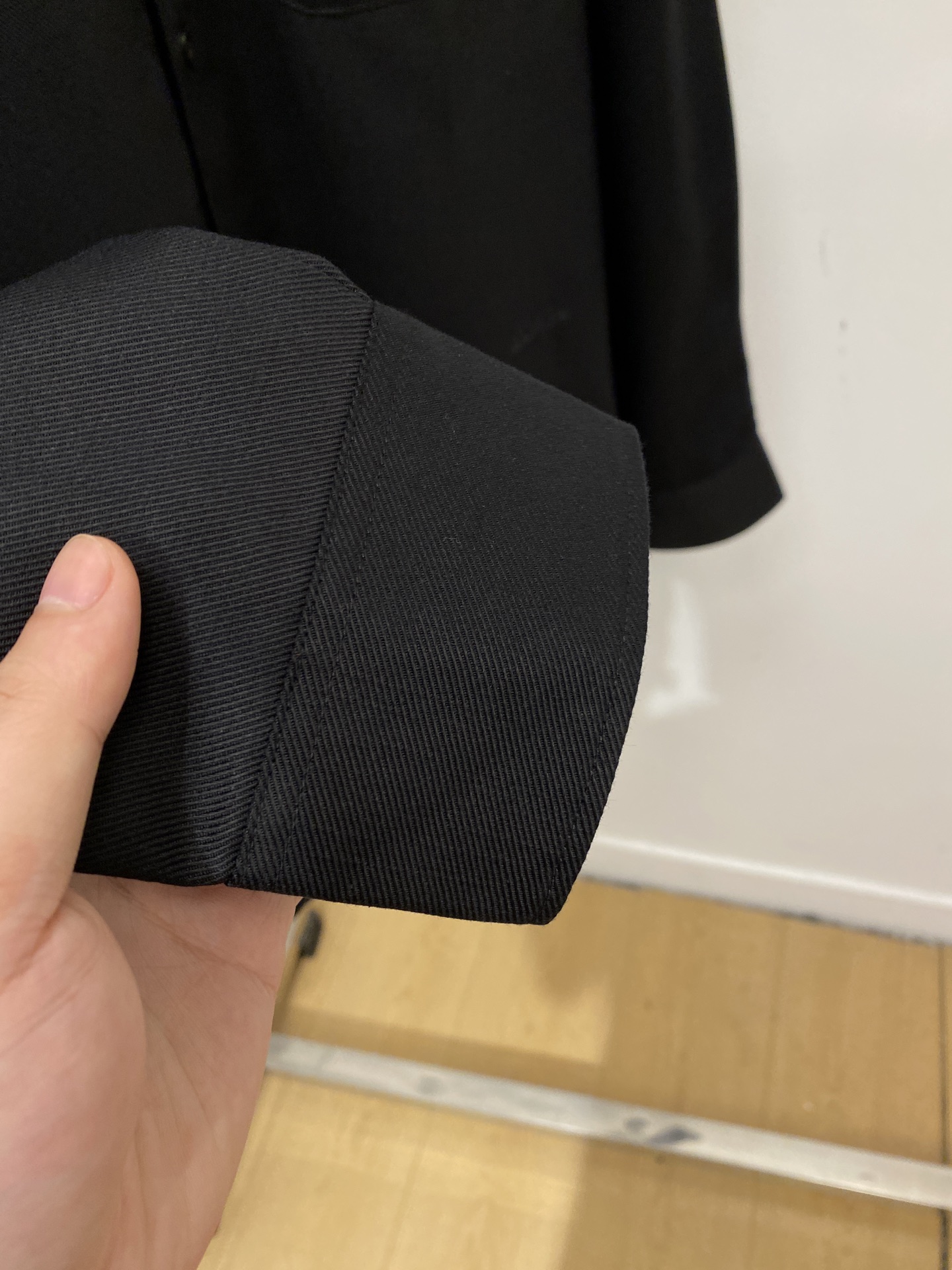 Loro Piana、2026新品衬衫，时尚帅气，简约百搭款，定制原版面料，不仅挺括，保持潮流的廓形，又
