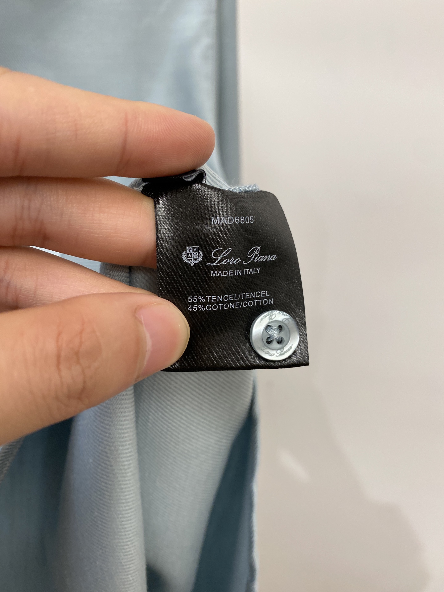 Loro Piana、2026新品衬衫，时尚帅气，简约百搭款，定制原版面料，不仅挺括，保持潮流的廓形，又