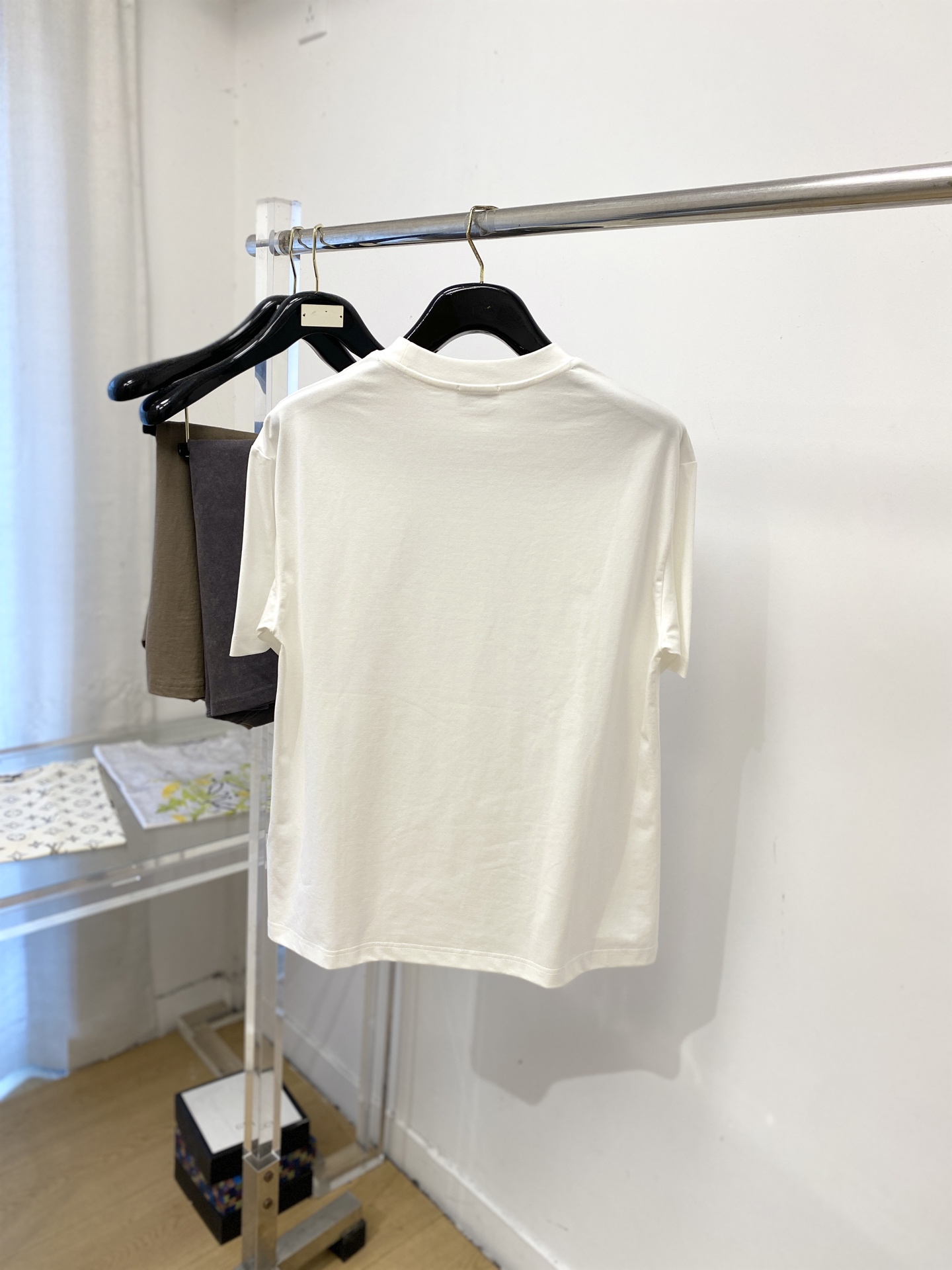 Loro Piana、2026新品短袖T恤，帅气时尚，胸前顶级印胶字母logo，简约百搭款。面料棉 不仅