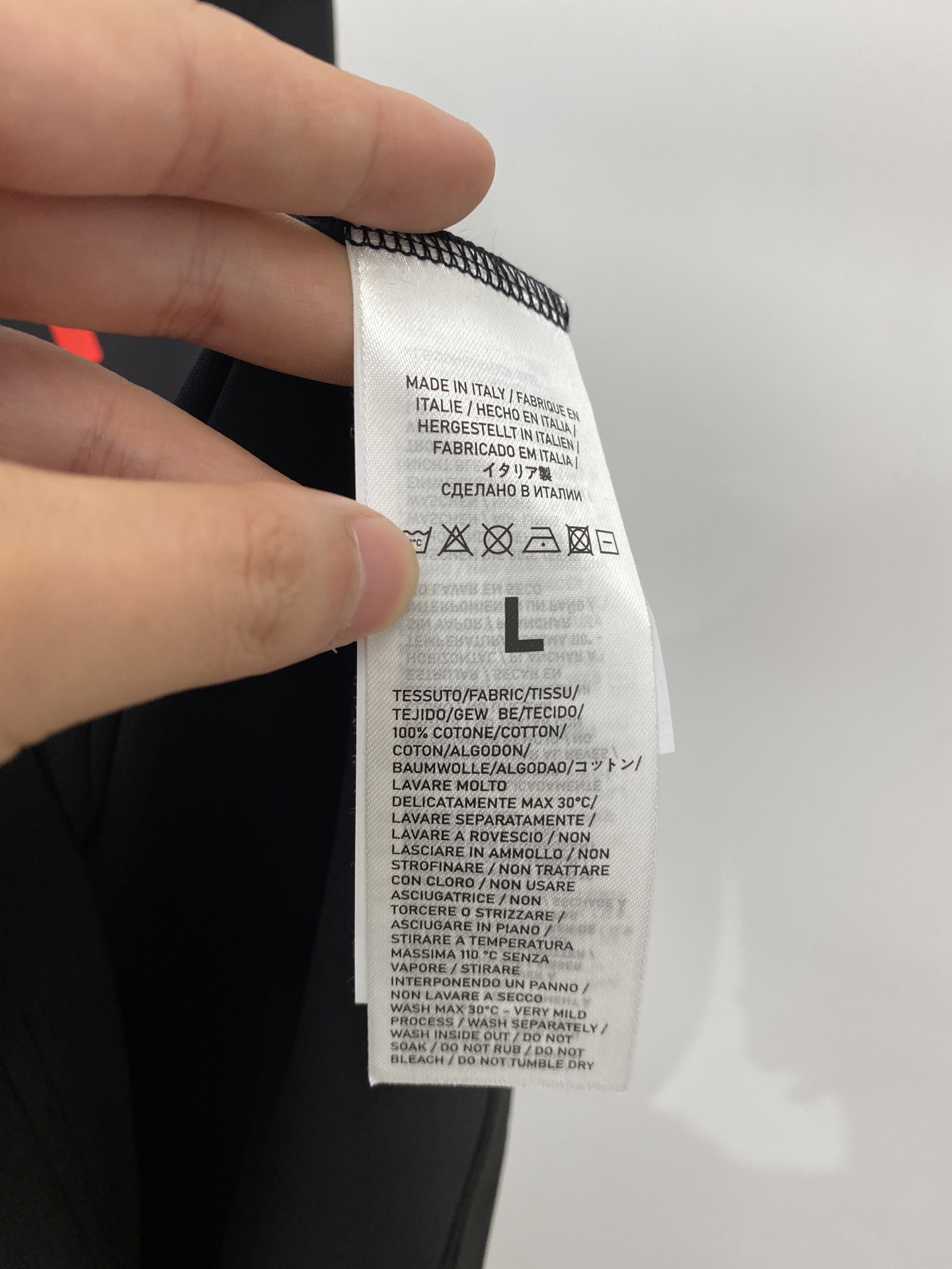 古奇、2026新品短袖T恤，帅气时尚，胸前顶级印花字母logo，简约百搭款。面料棉 不仅挺括，保持潮流的
