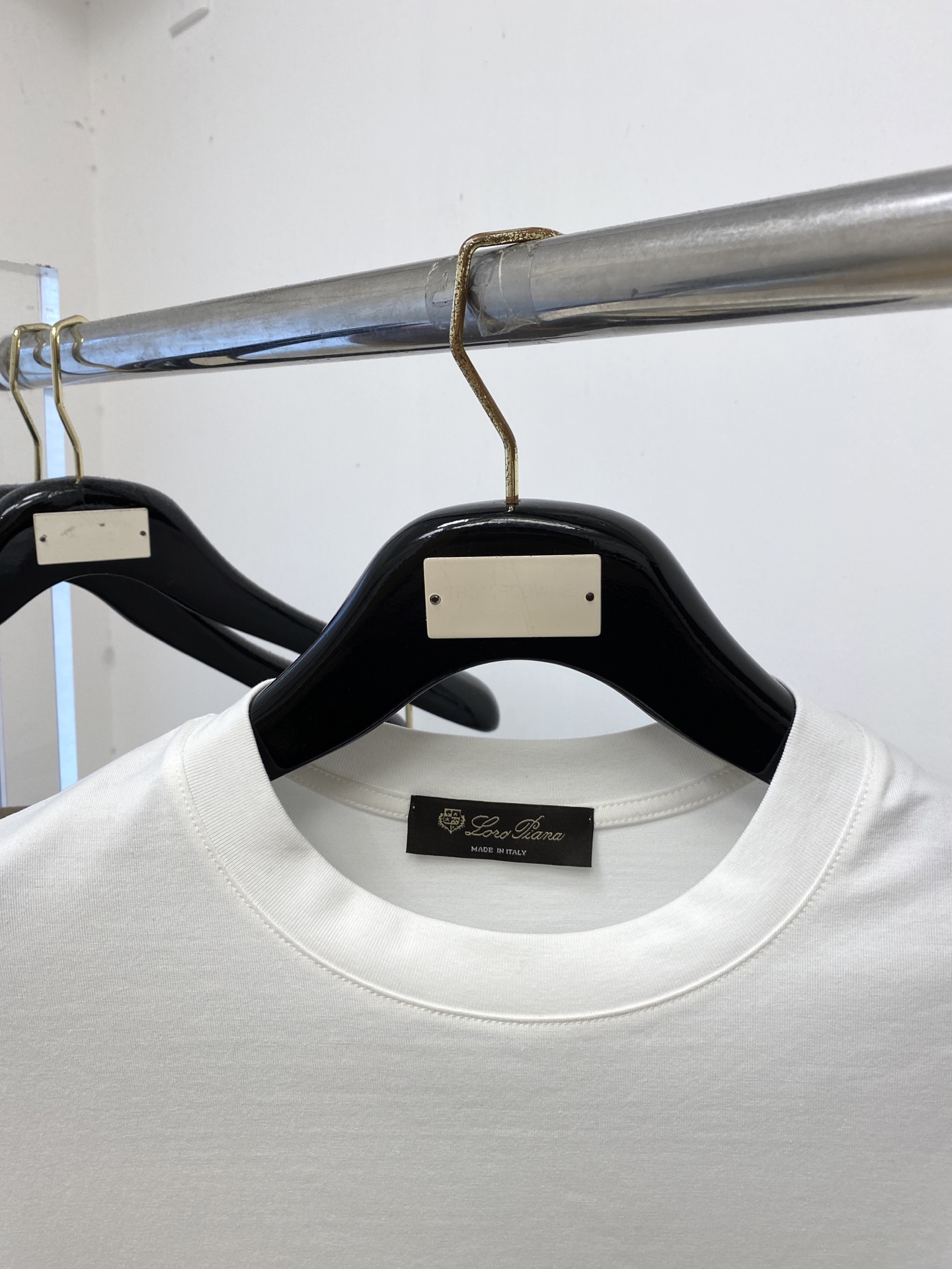 Loro Piana、2026新品短袖T恤，帅气时尚，胸前顶级印胶字母logo，简约百搭款。面料棉 不仅