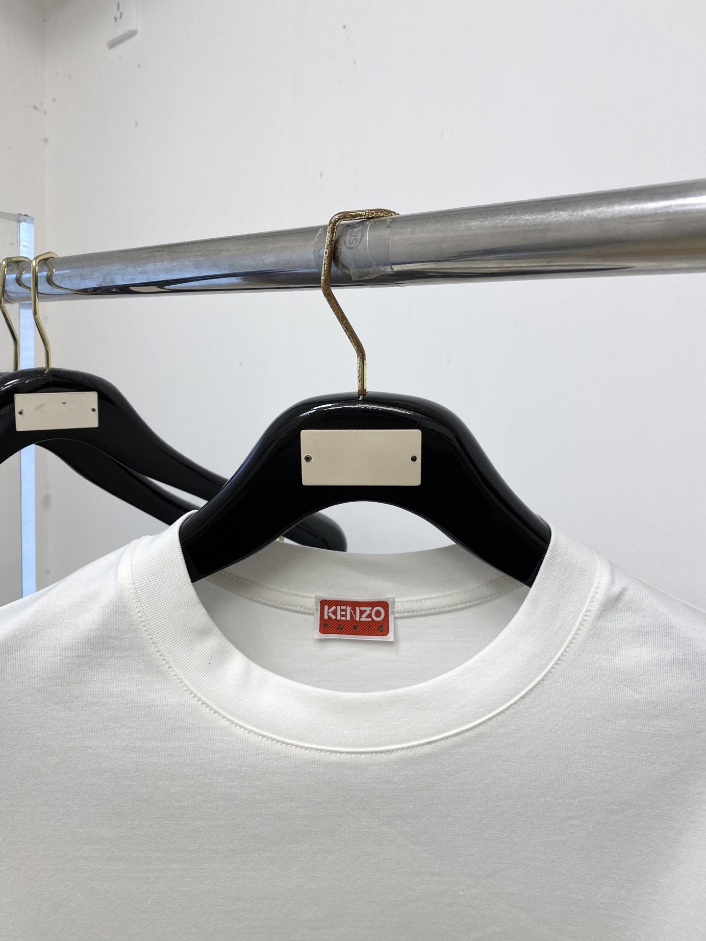 KENZO、2026新品短袖T恤，帅气时尚，胸前顶级印花字母logo，简约百搭款。面料棉 不仅挺括，保持