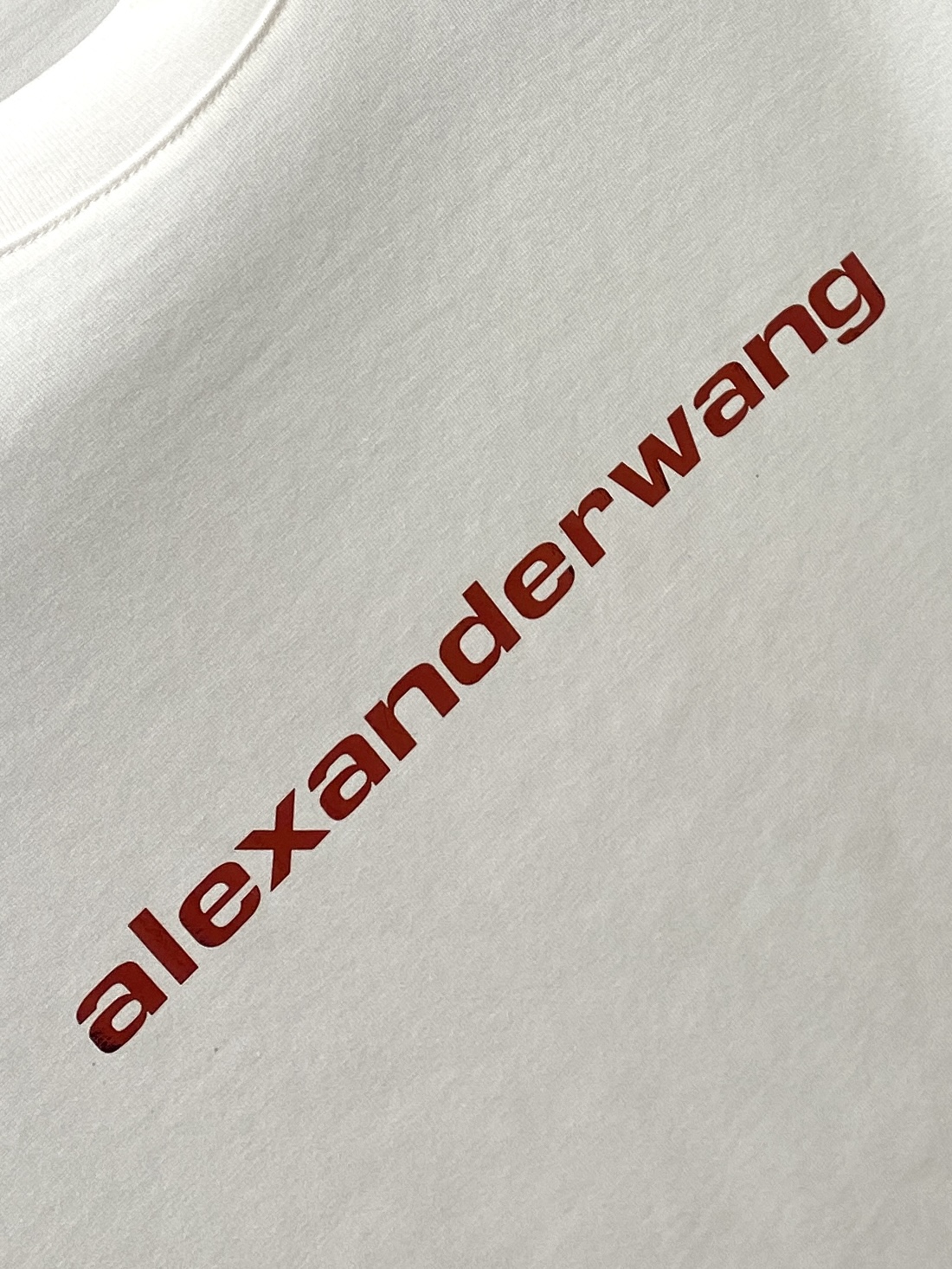 alexarderwang、2026新品短袖T恤，帅气时尚，胸前顶级印花字母logo，简约百搭款。面料棉