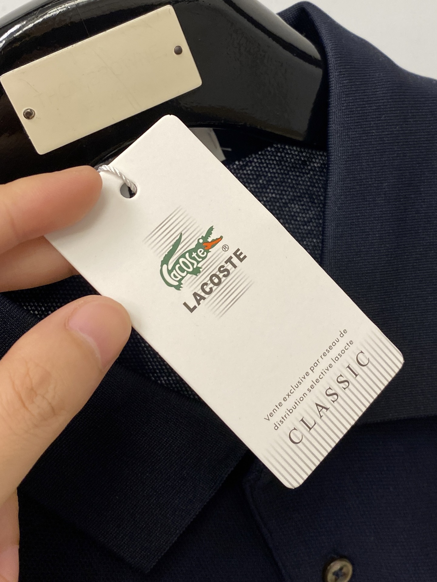 LACOSTE 时尚潮牌、2026新品短袖T恤，帅气时尚，胸前精致刺绣图案logo，简约百搭款。面料棉 