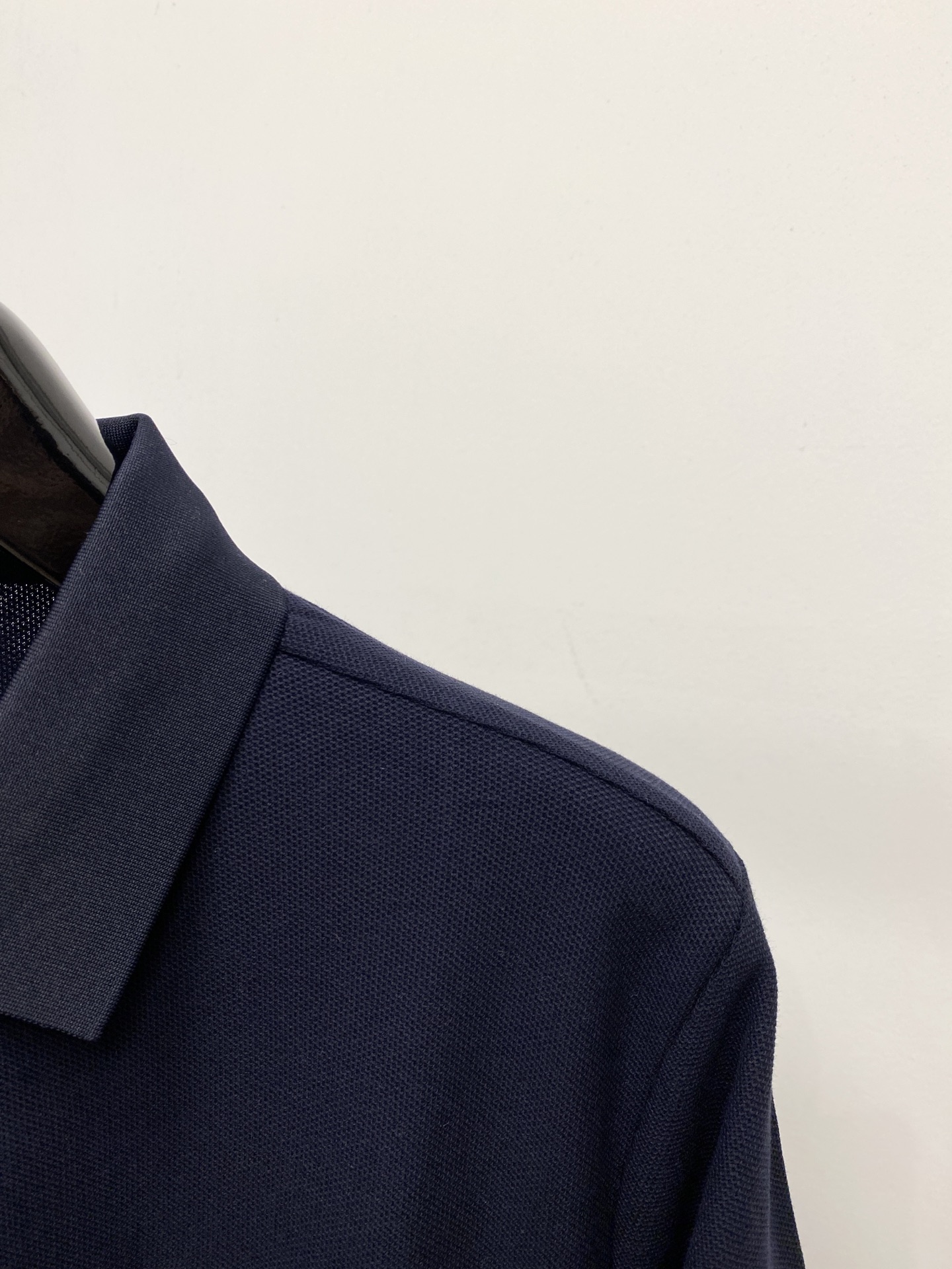 LACOSTE 时尚潮牌、2026新品短袖T恤，帅气时尚，胸前精致刺绣图案logo，简约百搭款。面料棉 