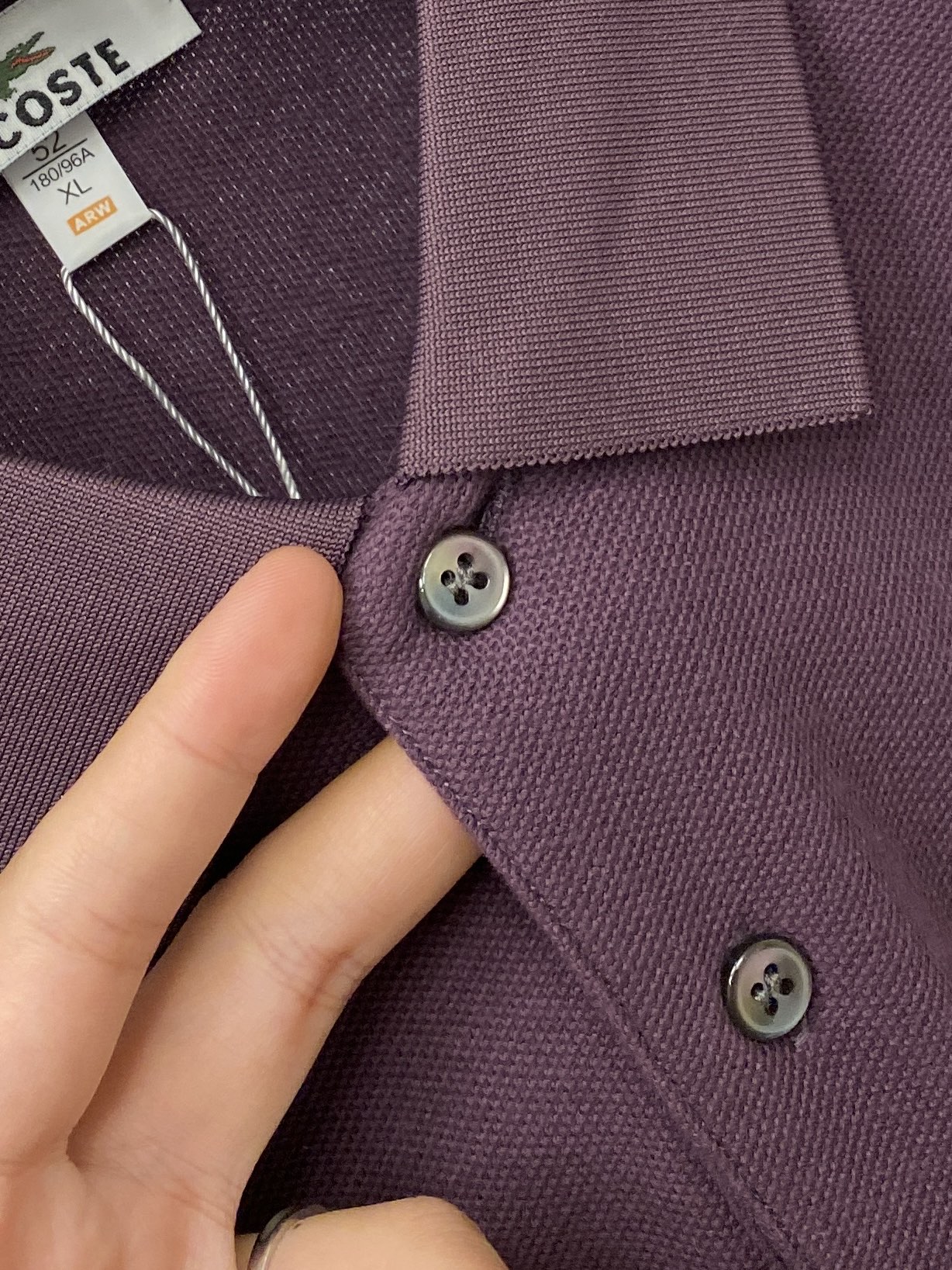 LACOSTE 时尚潮牌、2026新品短袖T恤，帅气时尚，胸前精致刺绣图案logo，简约百搭款。面料棉 