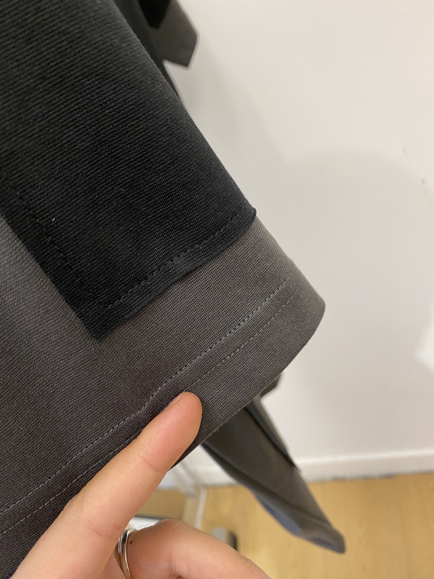 ￼ Brunello Cucinelli、2026新品短袖T恤，帅气时尚，胸前精致刺绣图案logo，简约
