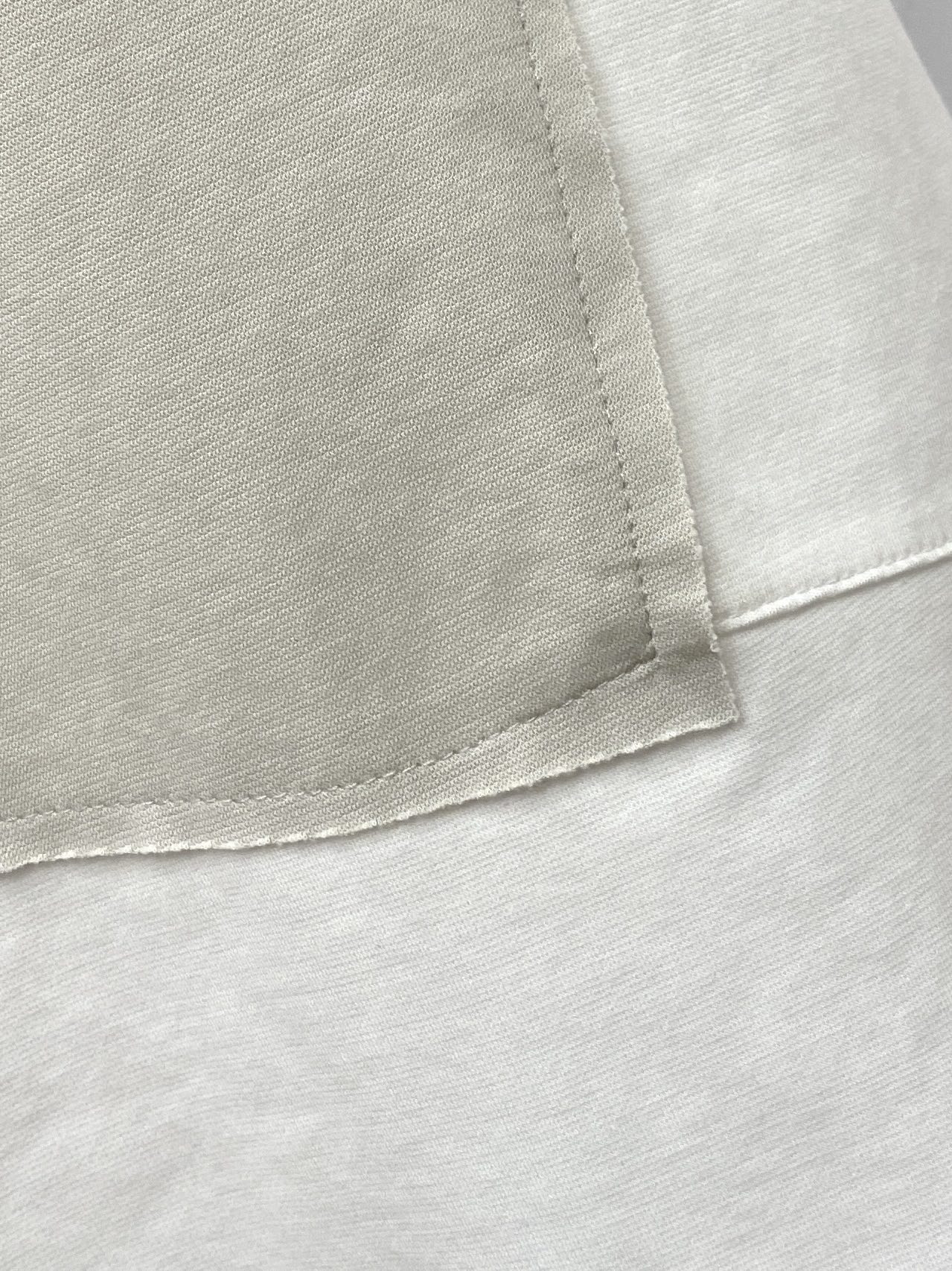 ￼ Brunello Cucinelli、2026新品短袖T恤，帅气时尚，胸前精致刺绣图案logo，简约