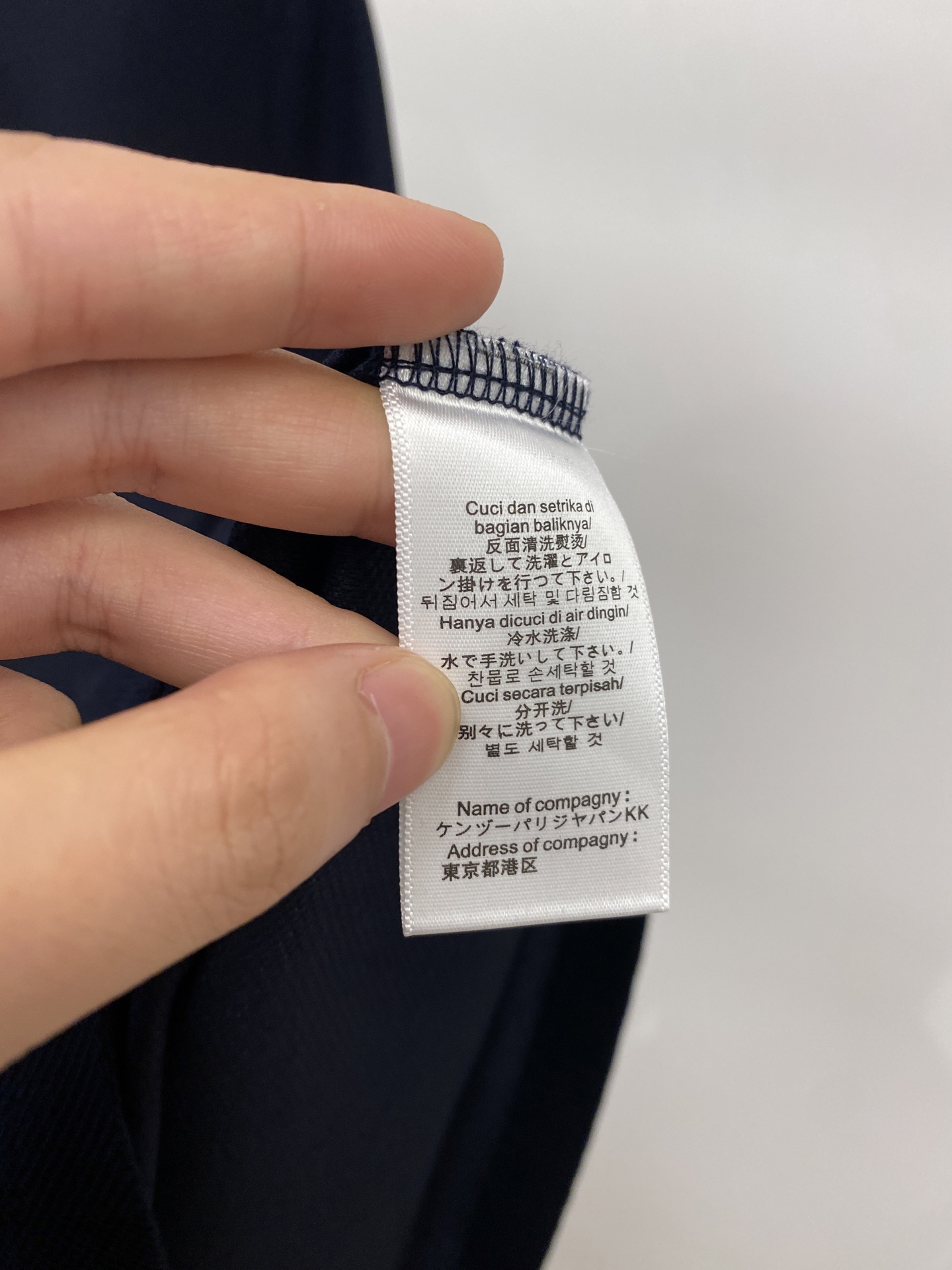 蒙口、2026新品短袖T恤，帅气时尚，胸前刺绣装饰图案logo，简约百搭款。面料棉 不仅挺括，保持潮流的廓形，又穿着舒适