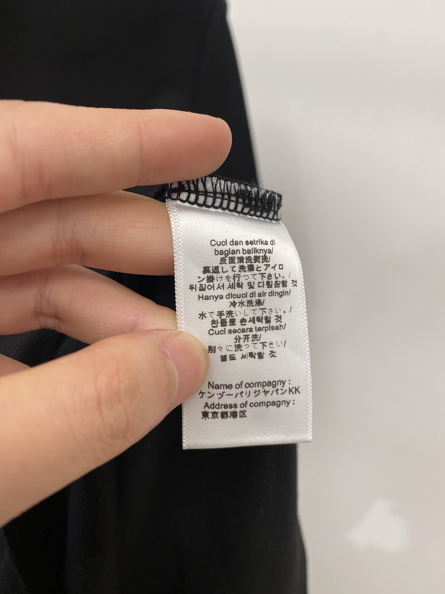 罗意威、2026新品短袖T恤，帅气时尚，胸前精致刺绣图案logo，简约百搭款。面料棉 不仅挺括，保持潮流的廓形，又穿着舒